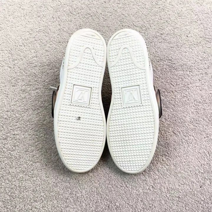 Louis Vuitton Louis Vuitton Stylish White Sneakers for Women -2508 Size US 6 / IT 36 - 7 Thumbnail
