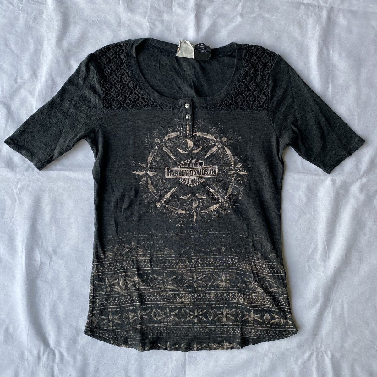 Harley Davidson × If Six Was Nine × Japanese Brand Vintage Pattern Harley Davidson Blouses Size XS / US 0-2 / IT 36-38 - 1 Thumbnail