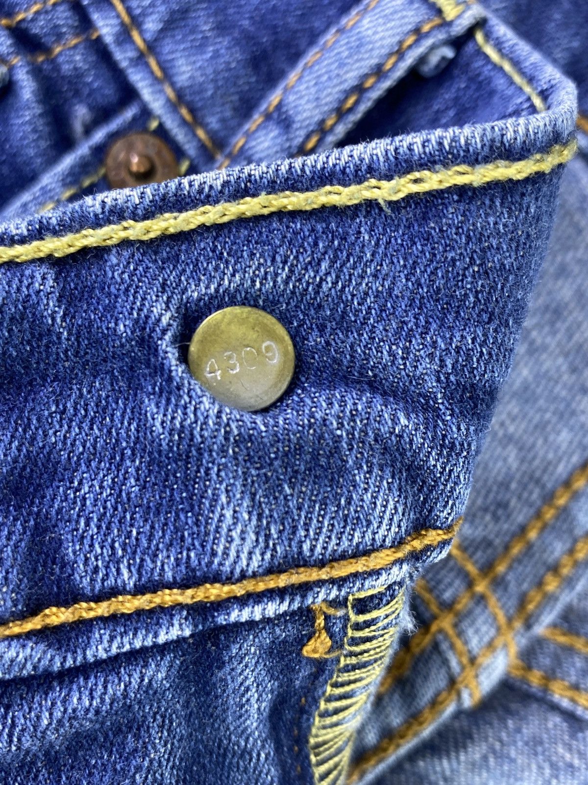 Levi's Vintage Levi's 527 Blue Wash Jeans - J842 Size 36" / US 14 / IT 50 - 4 Thumbnail