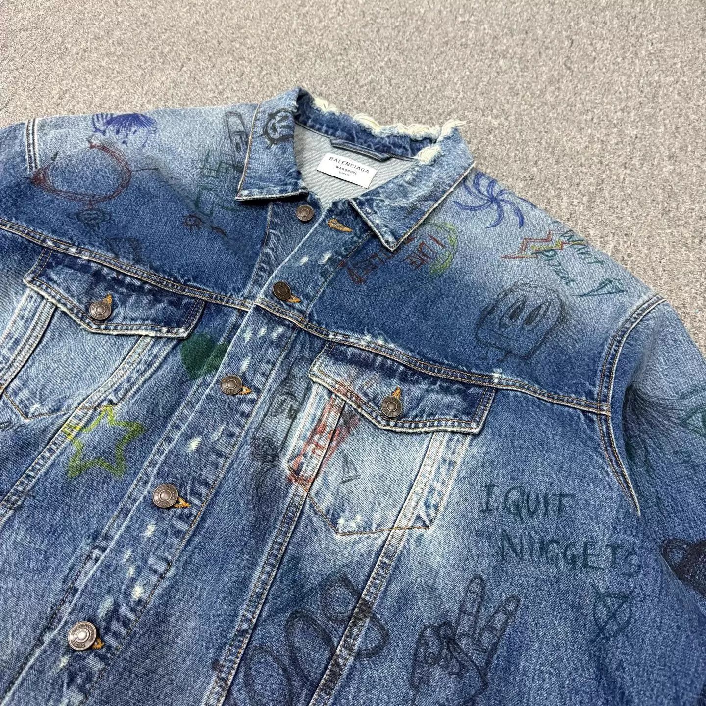 Balenciaga Balenciaga Distressed Graffiti Print Denim Jacket 3 Unworn Size US L / EU 52-54 / 3 - 3 Thumbnail