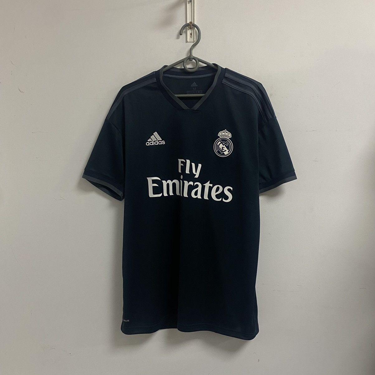 Adidas Vintage Adidas Real Madrid jersey Size US M / EU 48-50 / 2 - 1 Thumbnail