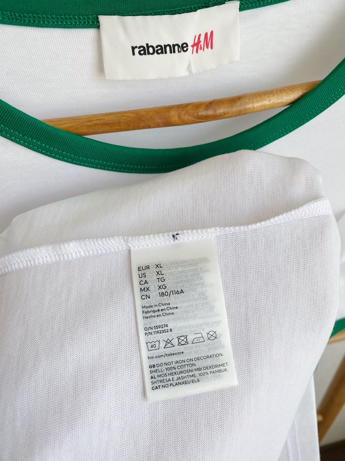 H&M × Paco Rabanne Paco Rabanne x H&M T-Shirt Size XL / US 12-14 / IT 48-50 - 8 Thumbnail