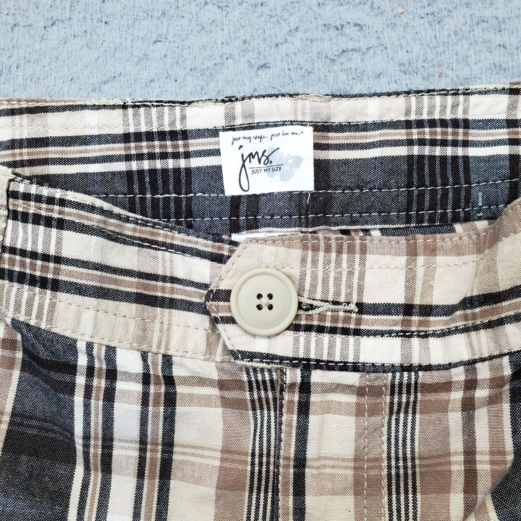 Vintage Just My Size Chino Shorts Womens 20W Multi Plaid Casual Flat Front Pockets 52469 Size 42" / US 20 - 6 Thumbnail