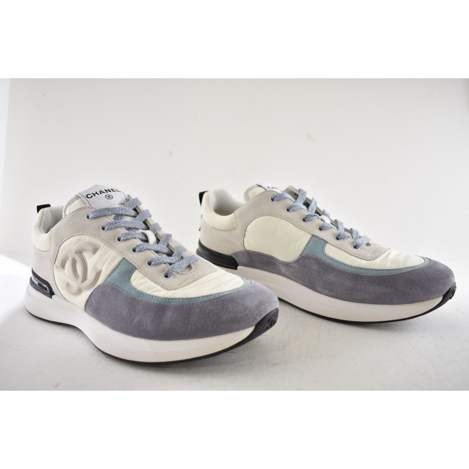 Chanel Mens Suede CC Logo Low Top Lace Up Trainer Sneaker Size US 11 / EU 44 - 3 Thumbnail