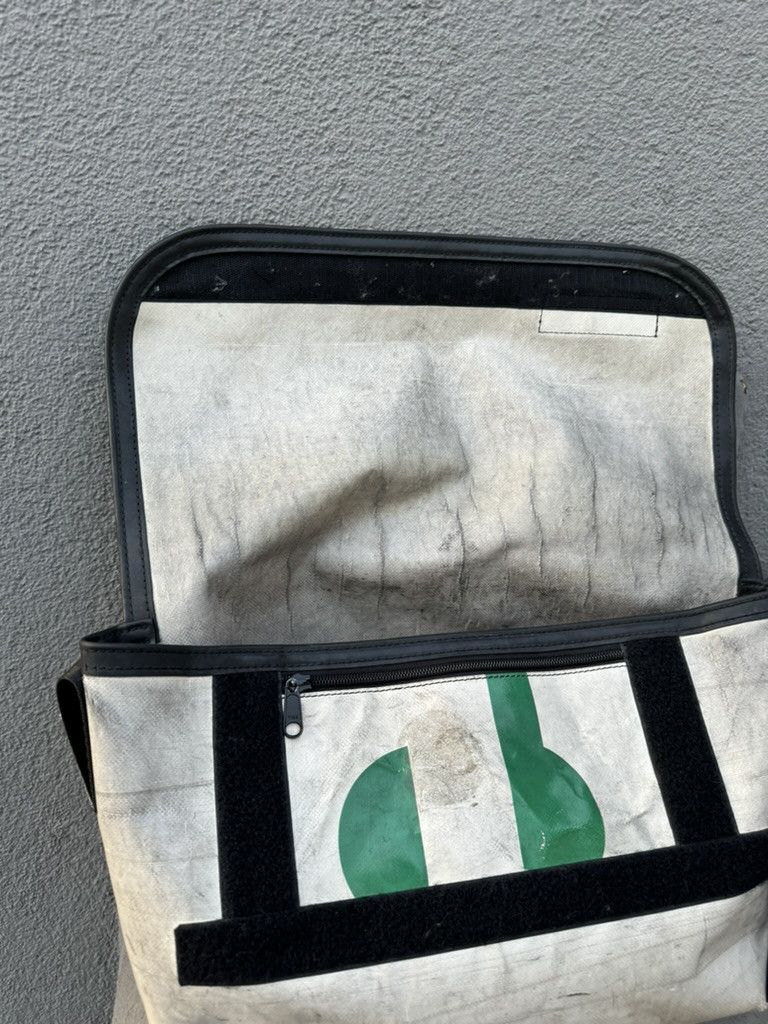 Freitag × Japanese Brand × Vintage FREITAG F42 6 Webstripe Messenger Shoulder Bag Red Green Size ONE SIZE - 14 Thumbnail