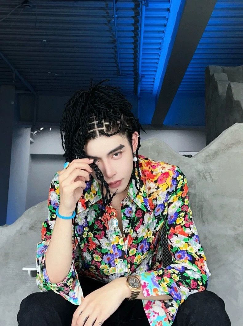 Gucci GucciLace-on flower shirt 2503-Nextarrow Size US XS / EU 42 / 0 - 8 Thumbnail
