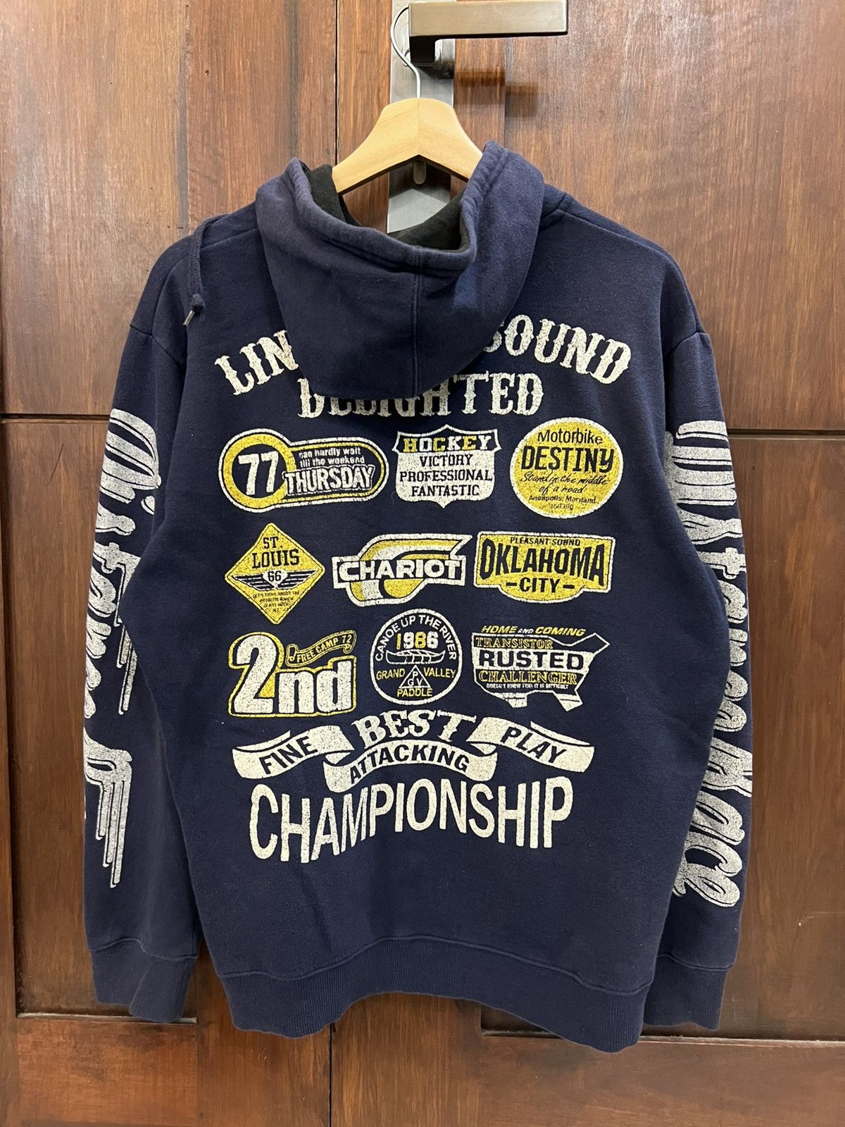 If Six Was Nine × Japanese Brand × Le Grande Bleu (L.G.B.) Vintage Phosquia Hoodies Size US L / EU 52-54 / 3 - 1 Thumbnail