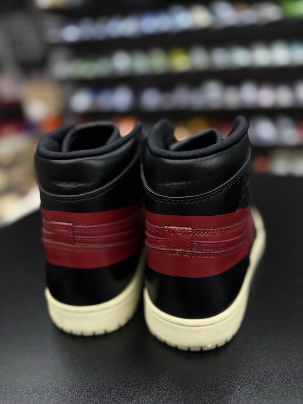 Jordan Brand Air Jordan 1 Retro OG Defiant Couture (10) BQ6682-006 Nike Size US 10 / EU 43 - 12 Thumbnail