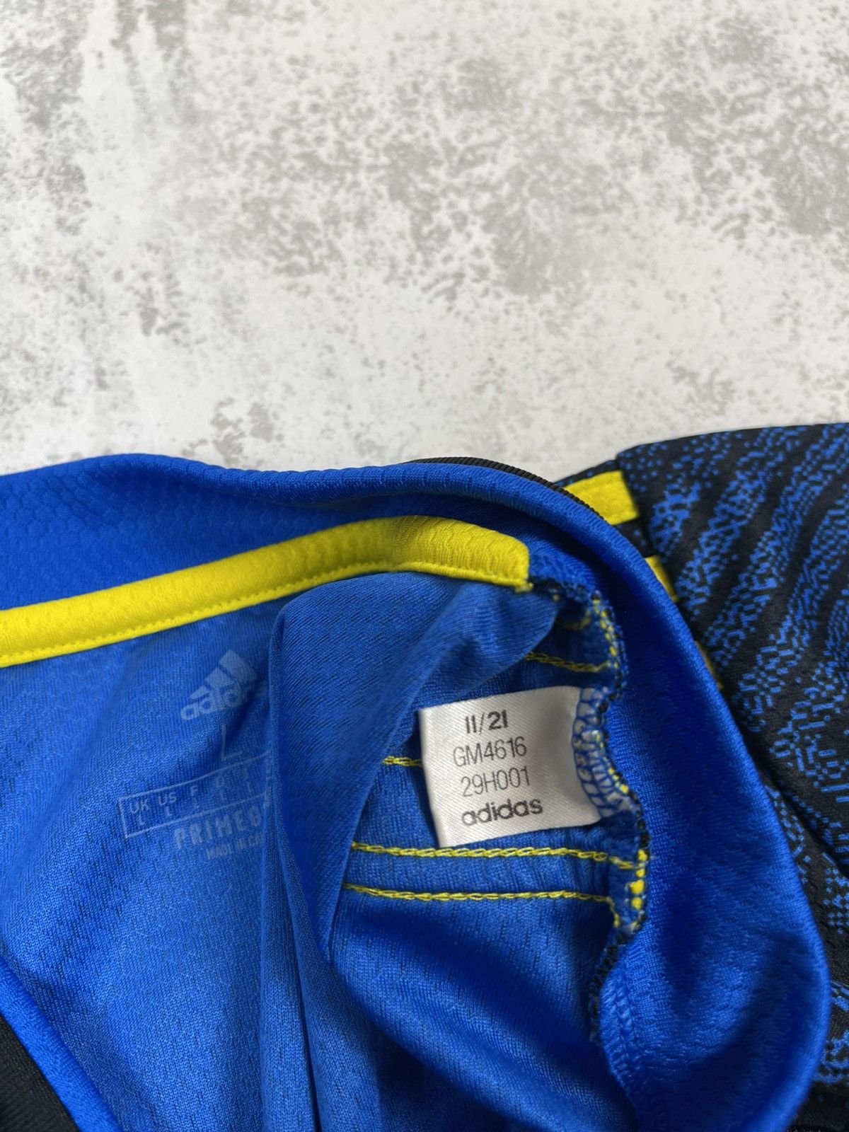 Adidas 21/22 Man United 3rd Kit: Retro 90s Style AEROREADY Tech Size US L / EU 52-54 / 3 - 10 Thumbnail