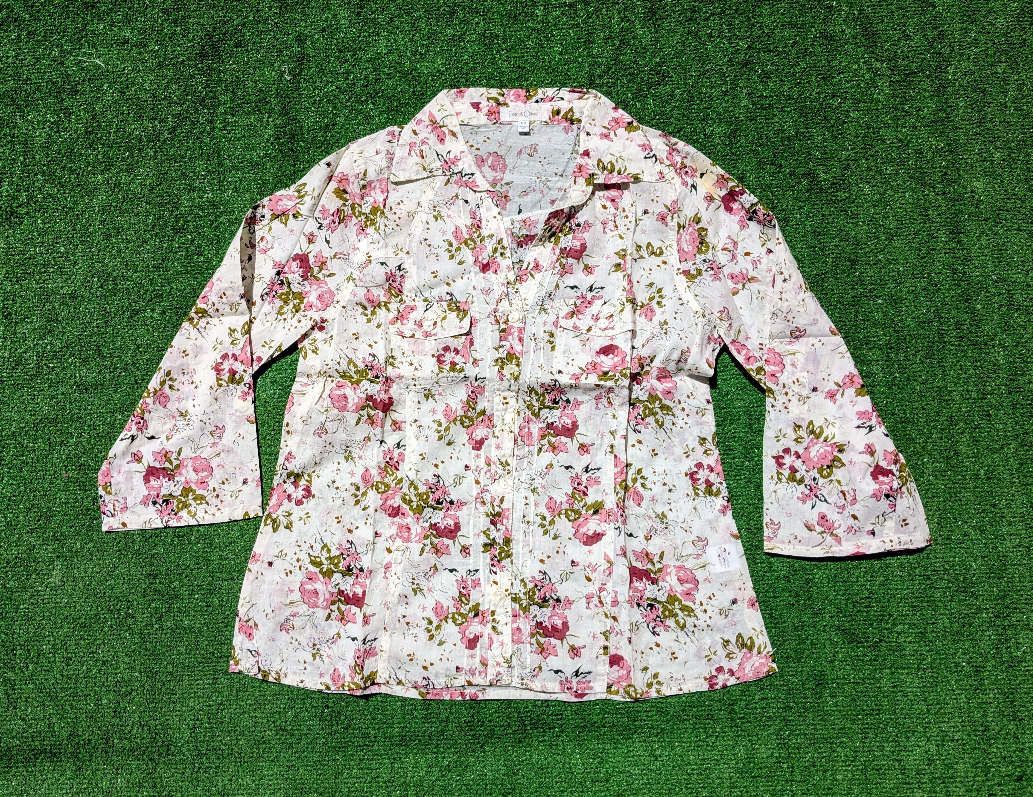 Other Eden & Olivia Petite Floral Button Blouse Flared Long Sleeve Size S / US 4 / IT 40 - 6 Thumbnail