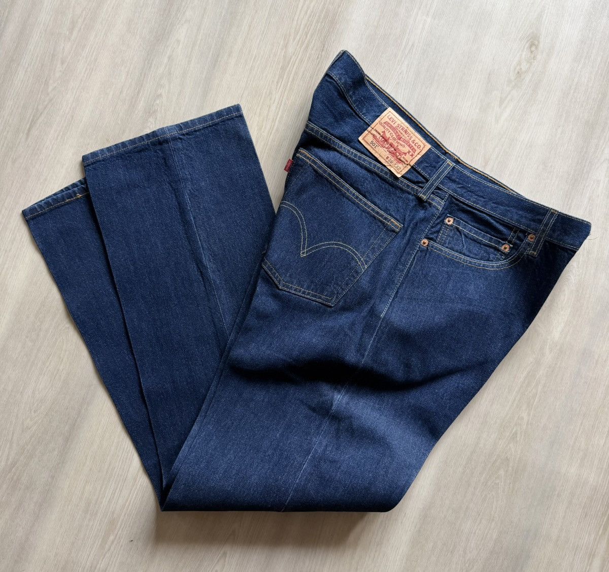 Levi's Vintage Levis Y2K 05 501 Dark Starched Crease Raw Sz 36x32 Size US 36 / EU 52 - 1 Thumbnail
