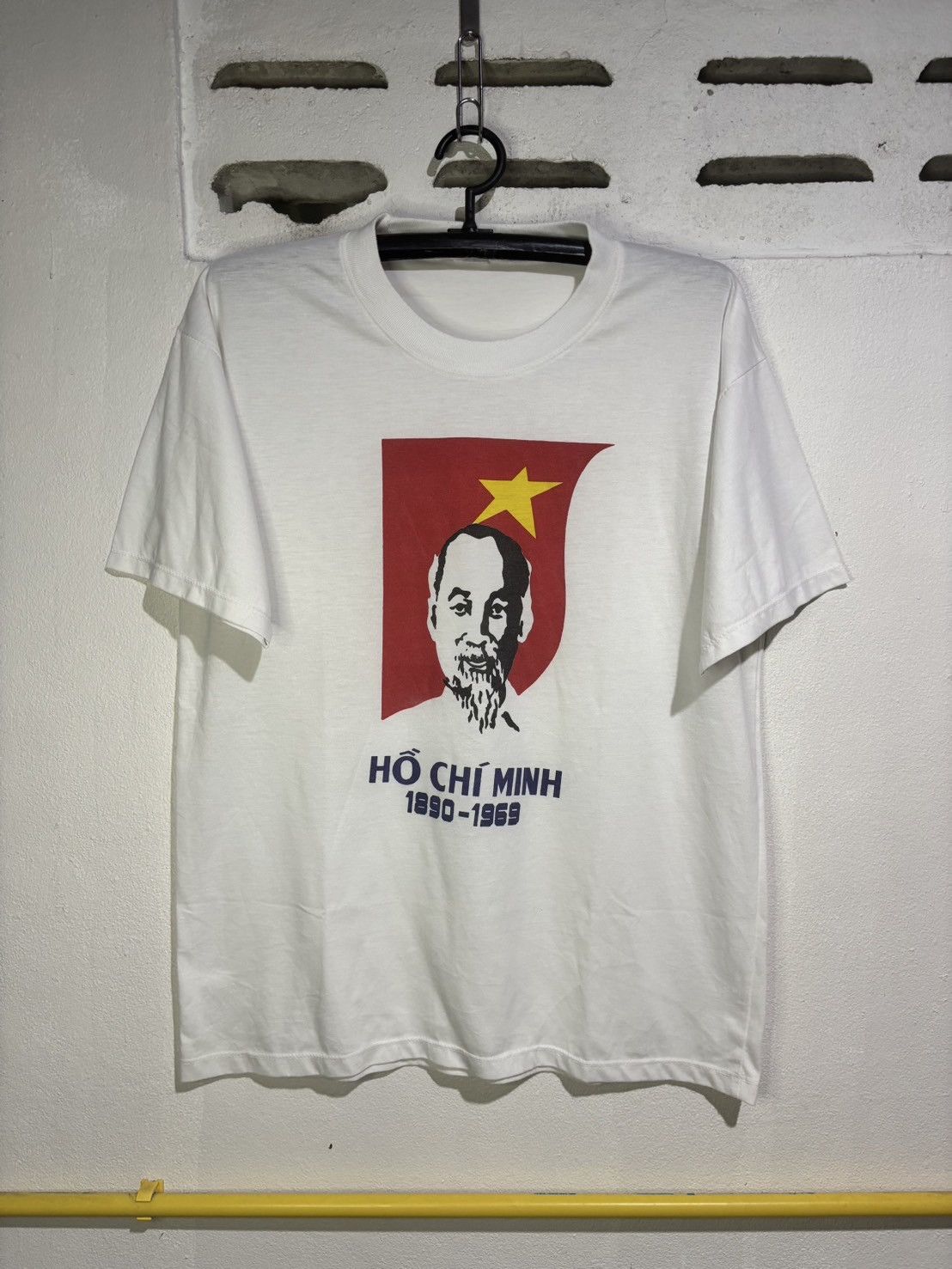 Vintage Vintage President Vietnam Ho Chi Minh Size US L / EU 52-54 / 3 - 1 Thumbnail