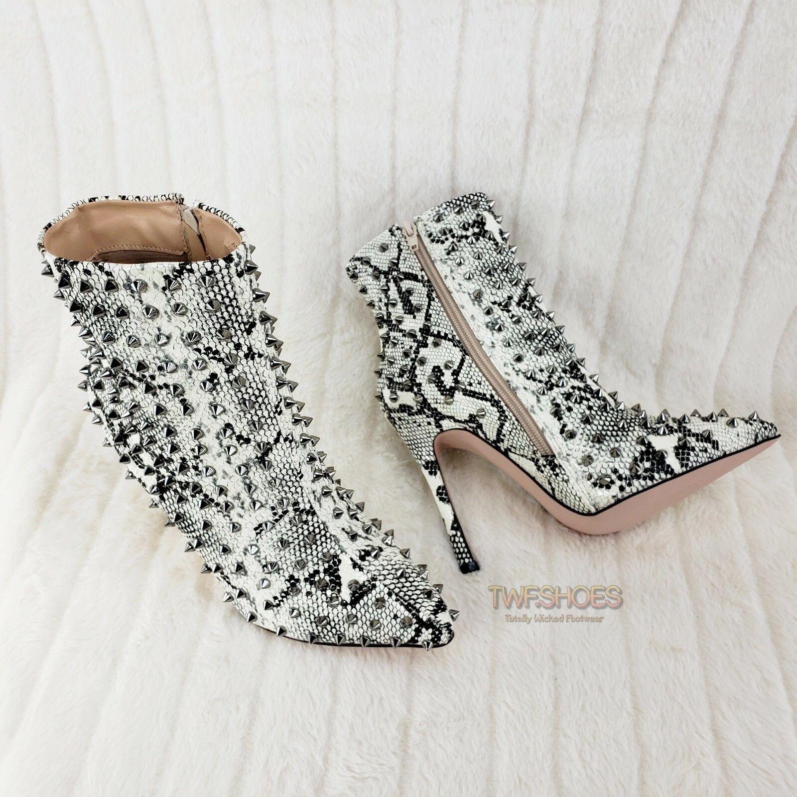 Other C & C Passion 2 Snake Leatherette Spike Stud Pointy Toe High Size US 6 / IT 36 - 6 Thumbnail
