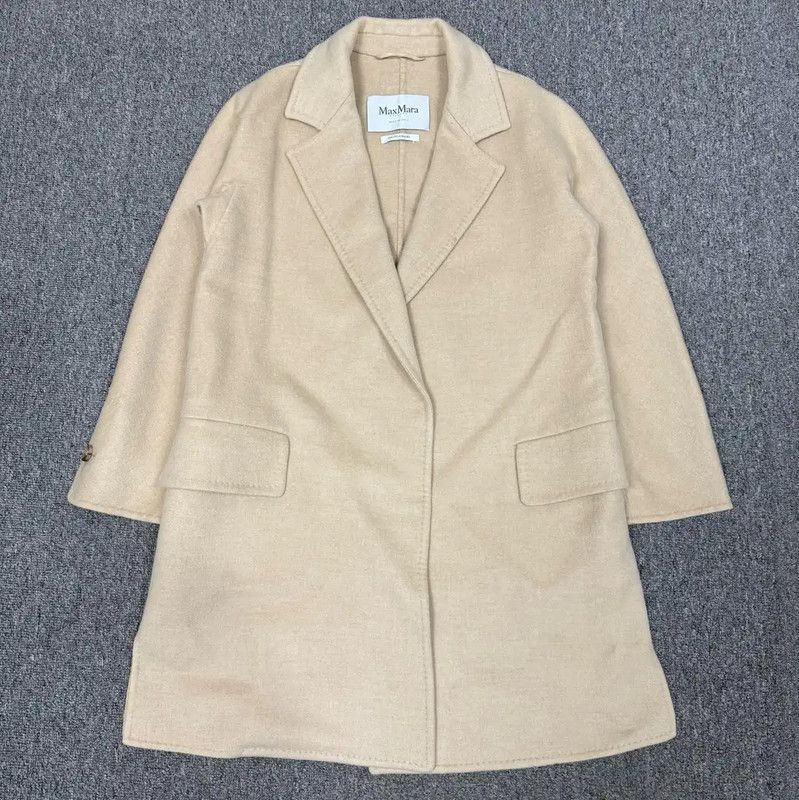 Max Mara MaxMara Cream Wool Women's Coat 0089 Size L / US 10 / IT 46 - 1 Thumbnail