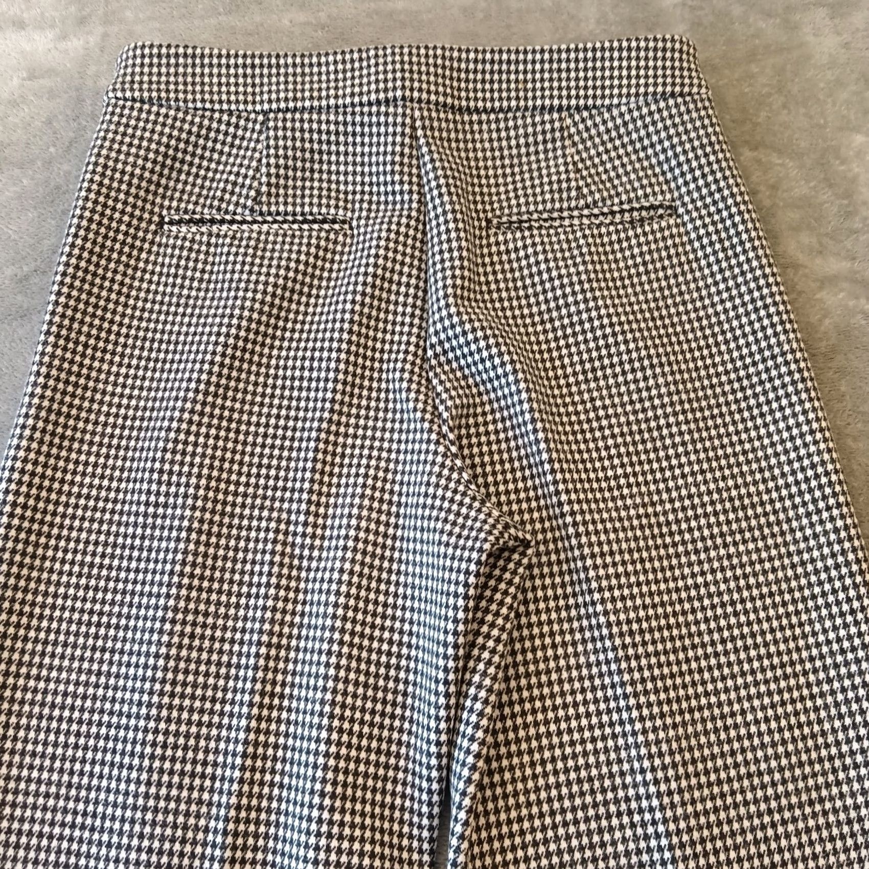 Ann Taylor Ann Taylor Dress Pants Womens Size 6 Black Houndstooth Side Zip Altered Hem Pants Womens Regular Straight 29in Inseam Black Size 28" / US 6 / IT 42 - 7 Thumbnail