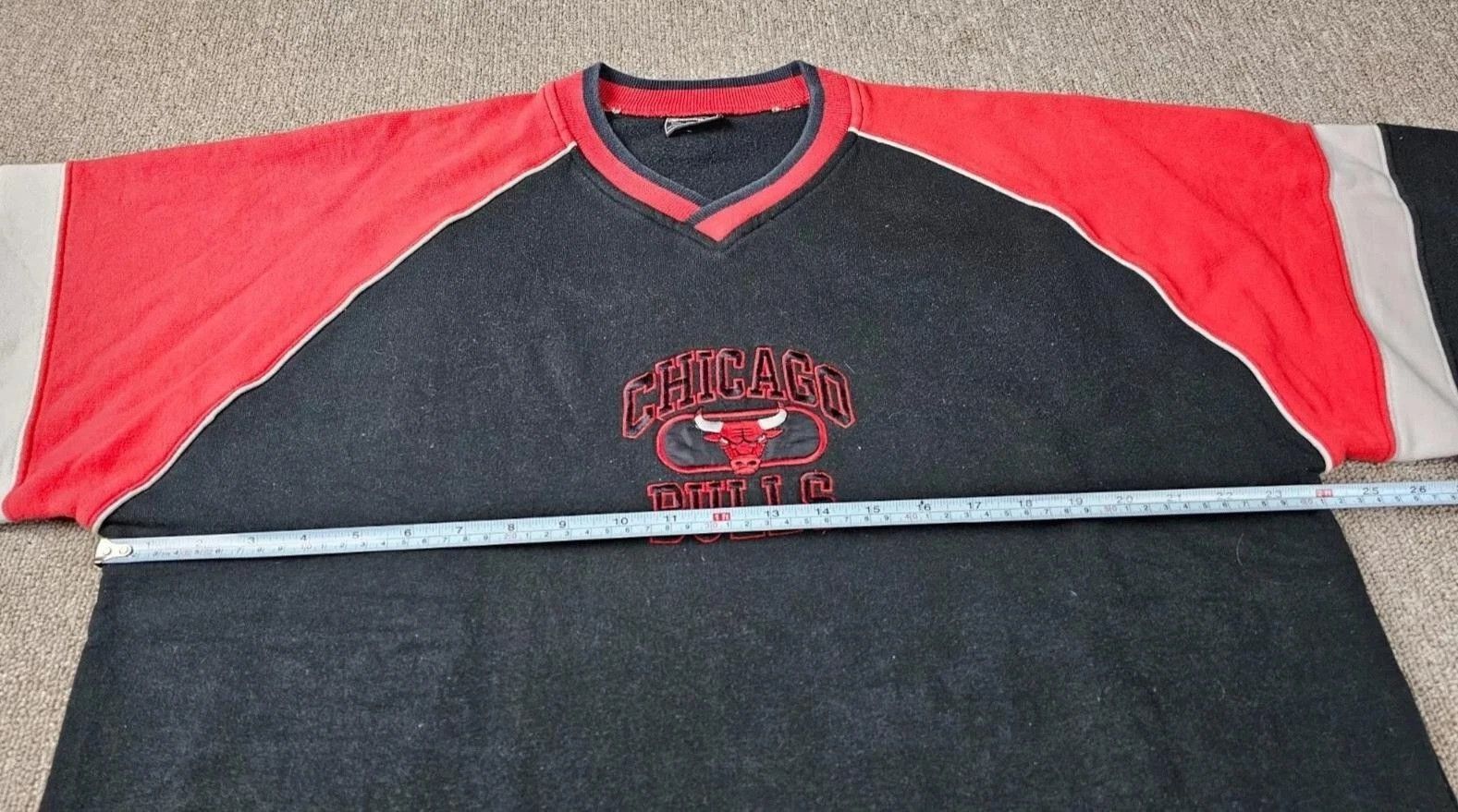 Champion Champion Chicago Bulls 90s NBA Crewneck Sweatshirt Men S Size US S / EU 44-46 / 1 - 14 Thumbnail