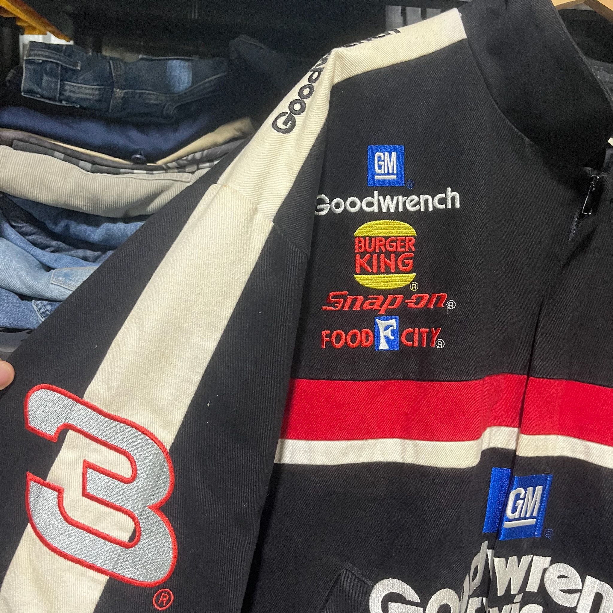 Chase Authentics VINTAGE DALE EARNHARDT GOODWRENCH NASCAR 90s RACING JACKET Size US XL / EU 56 / 4 - 4 Thumbnail