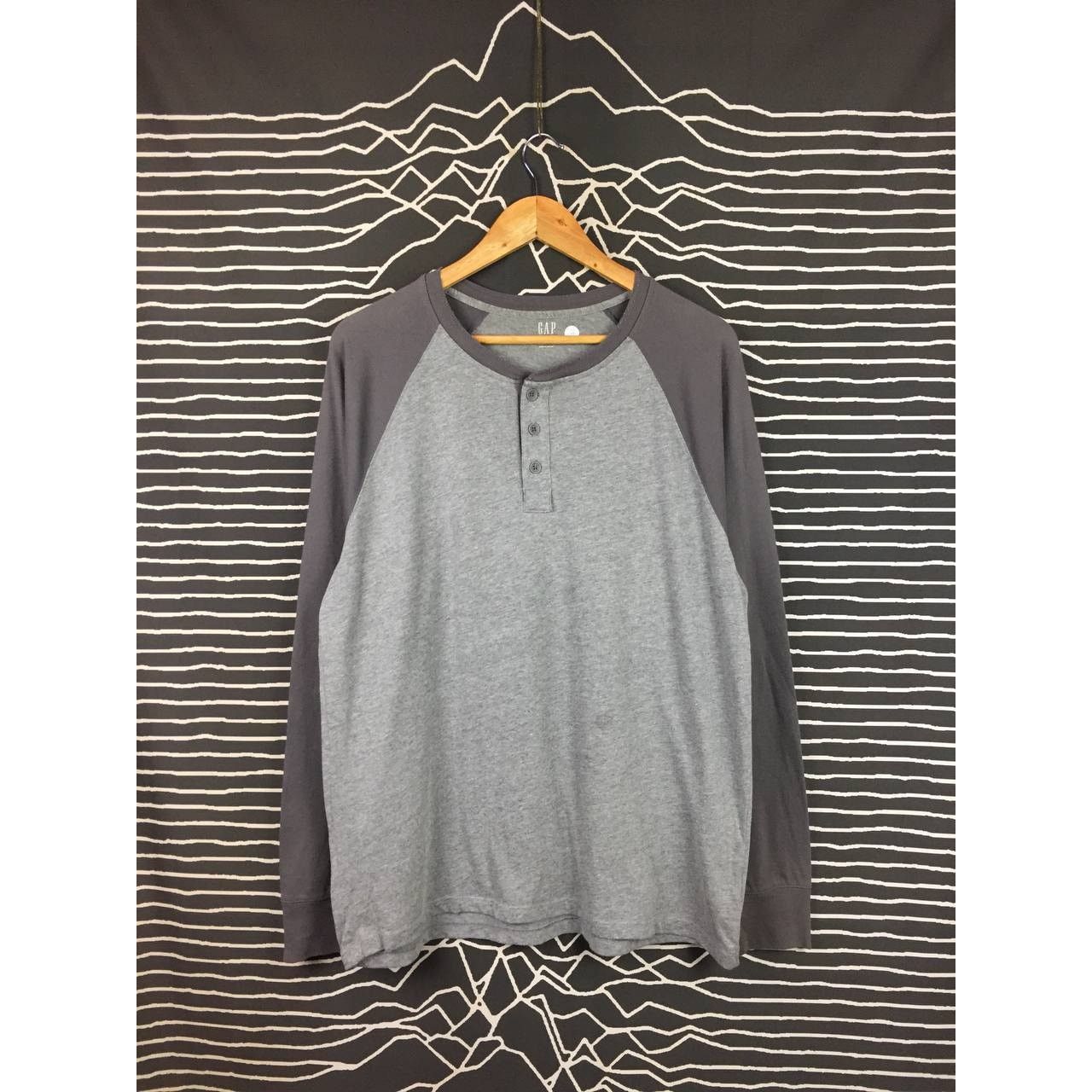 Gap GAP Everyday Casual Henley Neck Raglan Tee Size US L / EU 52-54 / 3 - 2 Thumbnail