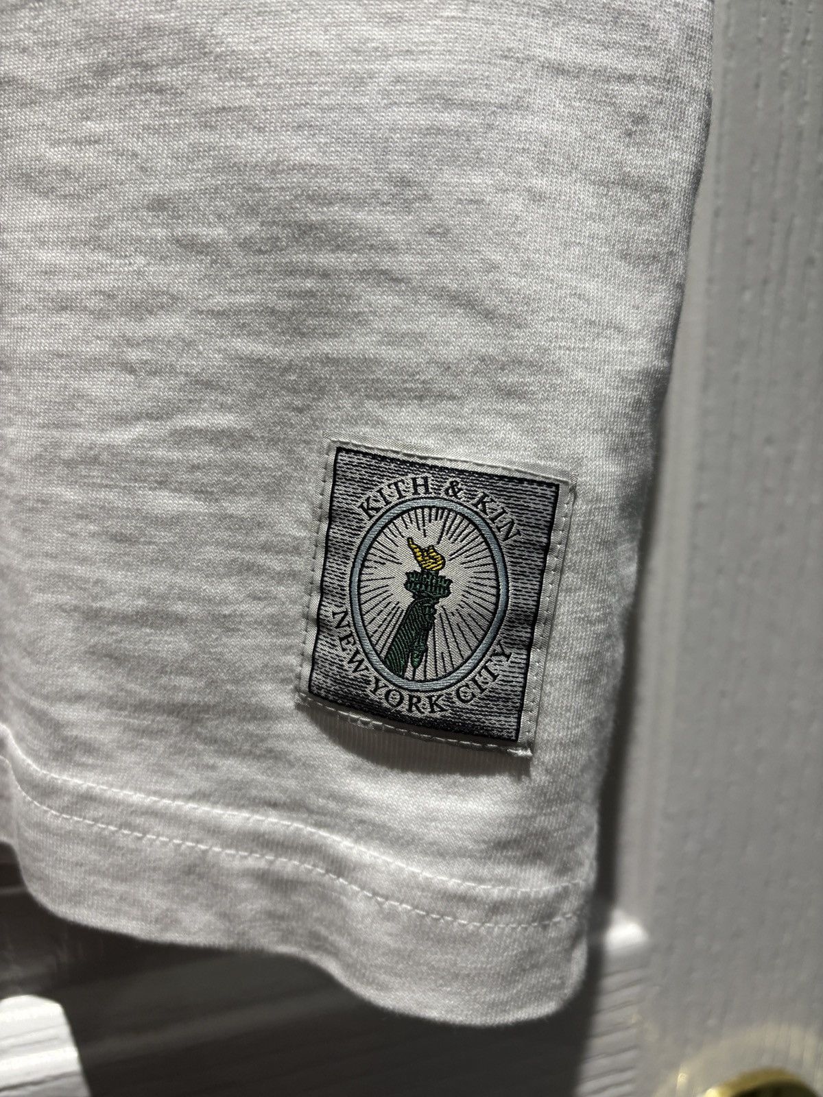 Kith Kith New York City Statue of Liberty City Exclusive T Shirt Size US M / EU 48-50 / 2 - 3 Thumbnail