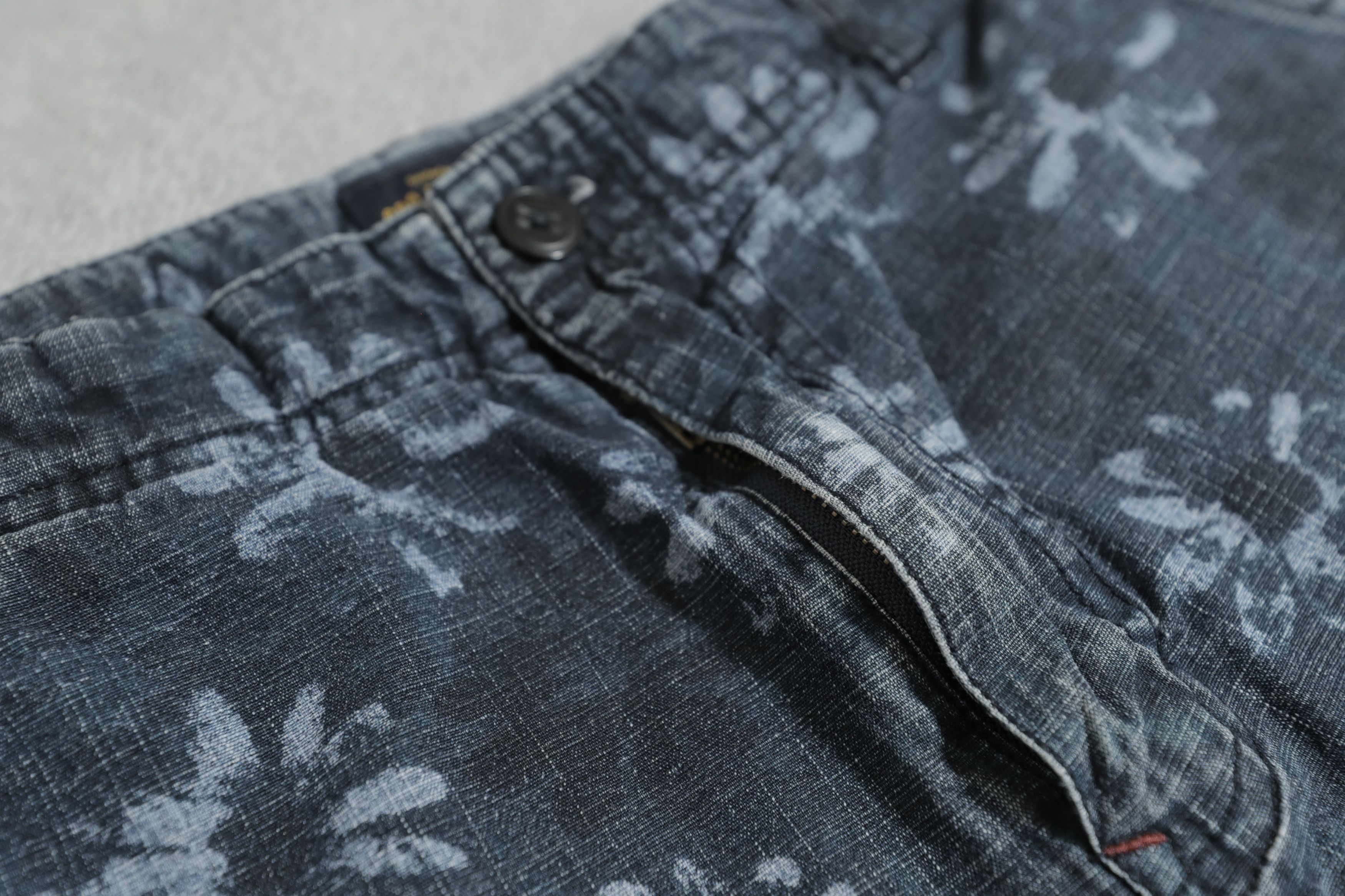 Other Shipmen Supply CPO Provisions Floral Denim Shorts (32) Size US 32 / EU 48 - 5 Thumbnail