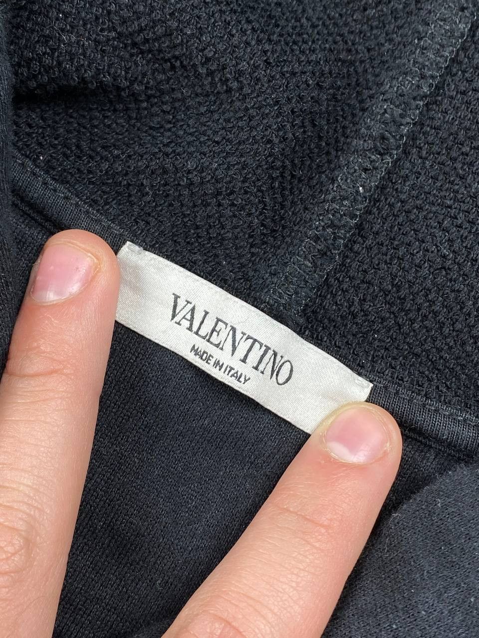 Valentino Valentino Garavani V Logo Hoodie Men Size L Back Size US L / EU 52-54 / 3 - 11 Thumbnail