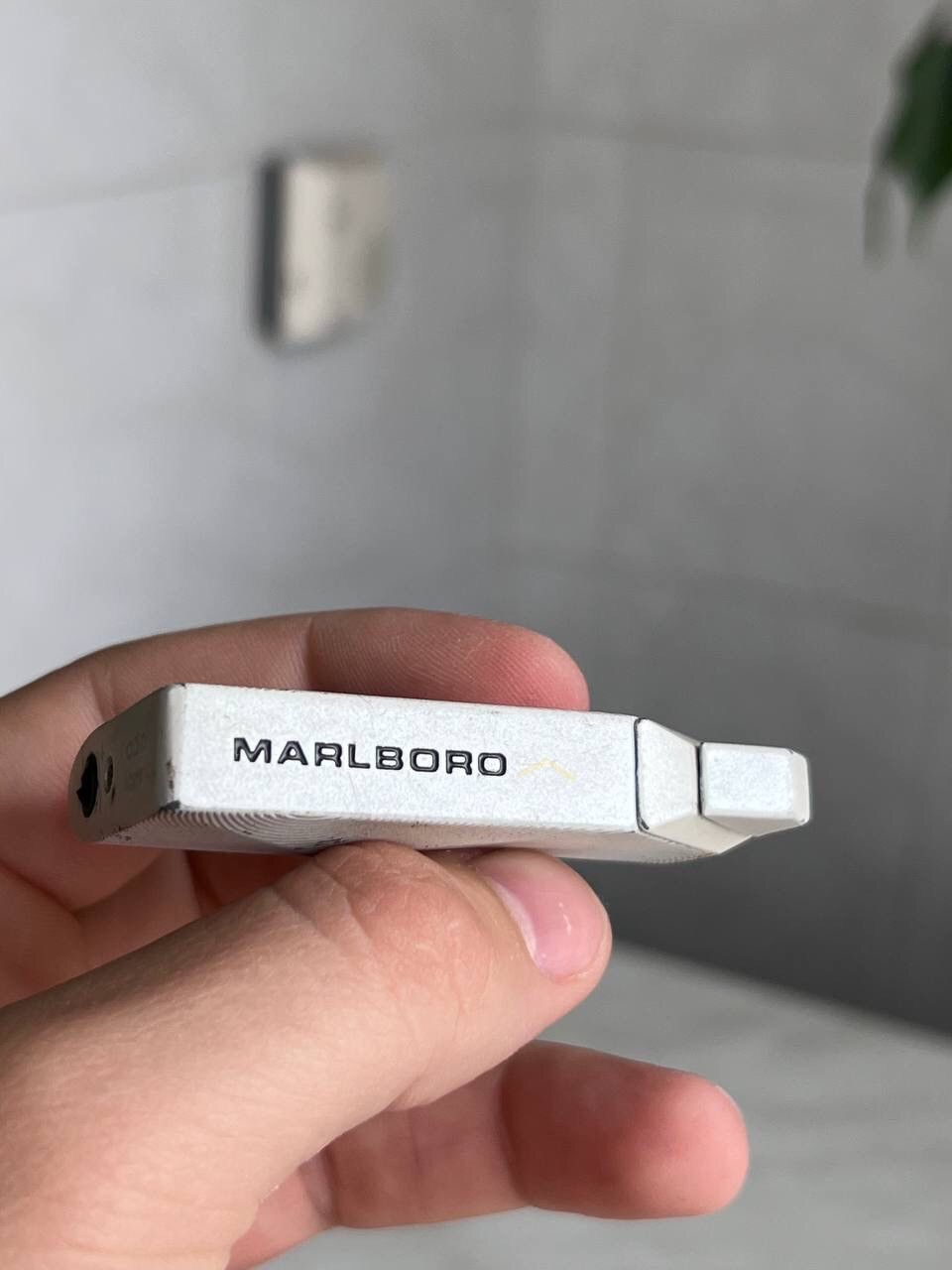 Marlboro × Vintage Y2K ELEGANCE MARLBORO FUTURISTIC METAL PUNK ROCK LIGHTER Size ONE SIZE - 2 Thumbnail