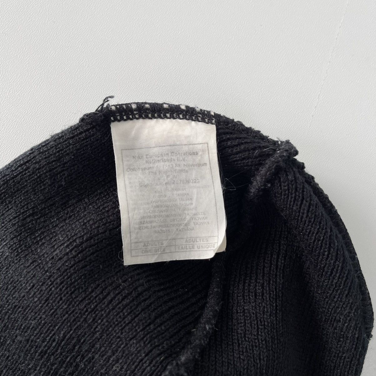 Nike Nike Swoosh Logo Vintage Beanie Hat Black Y2K Gorpcore Size ONE SIZE - 10 Thumbnail