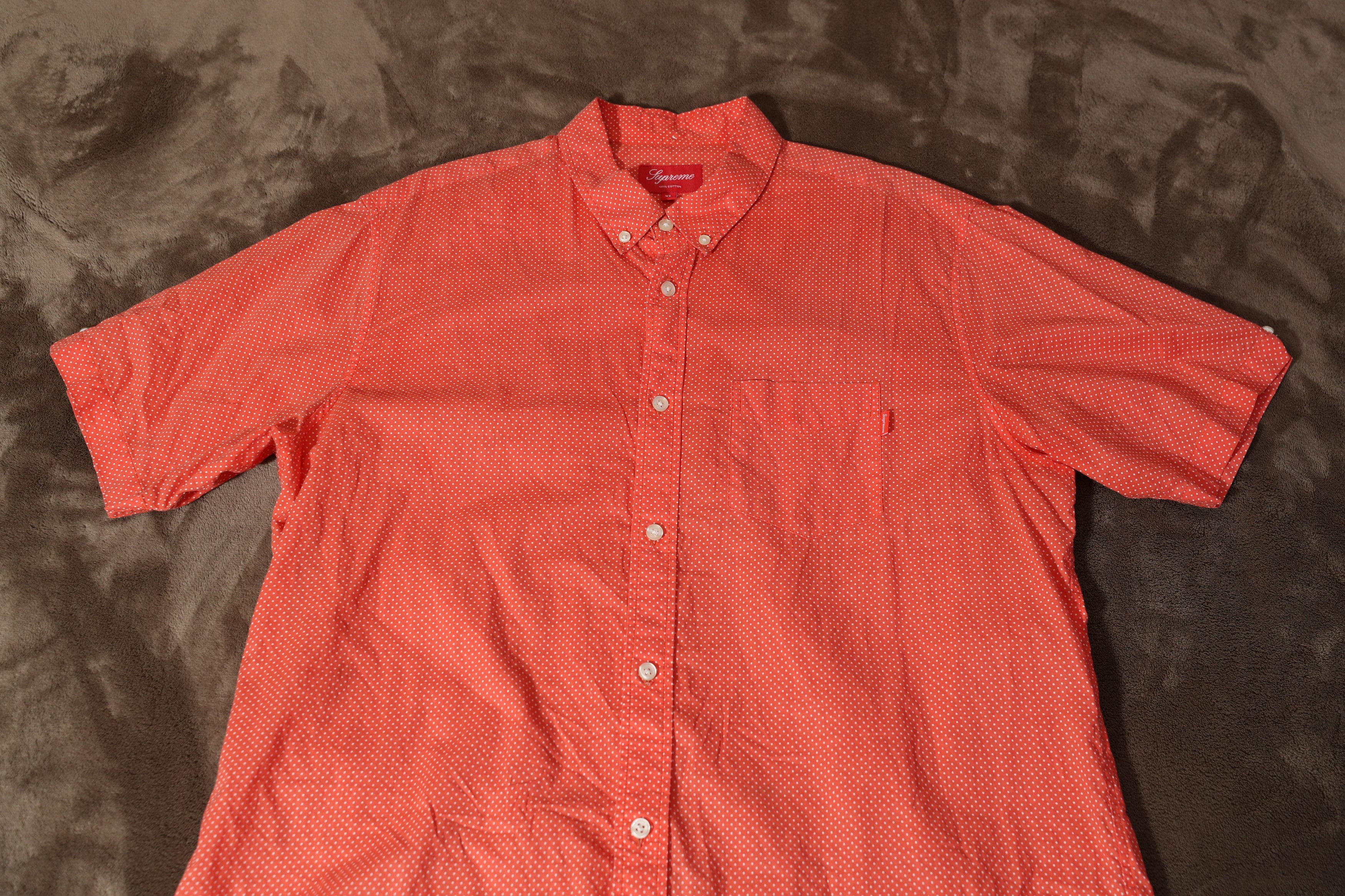 Supreme Supreme Salmon Polkadot Short Sleeve Buttondown (XL) Size US XL / EU 56 / 4 - 3 Thumbnail