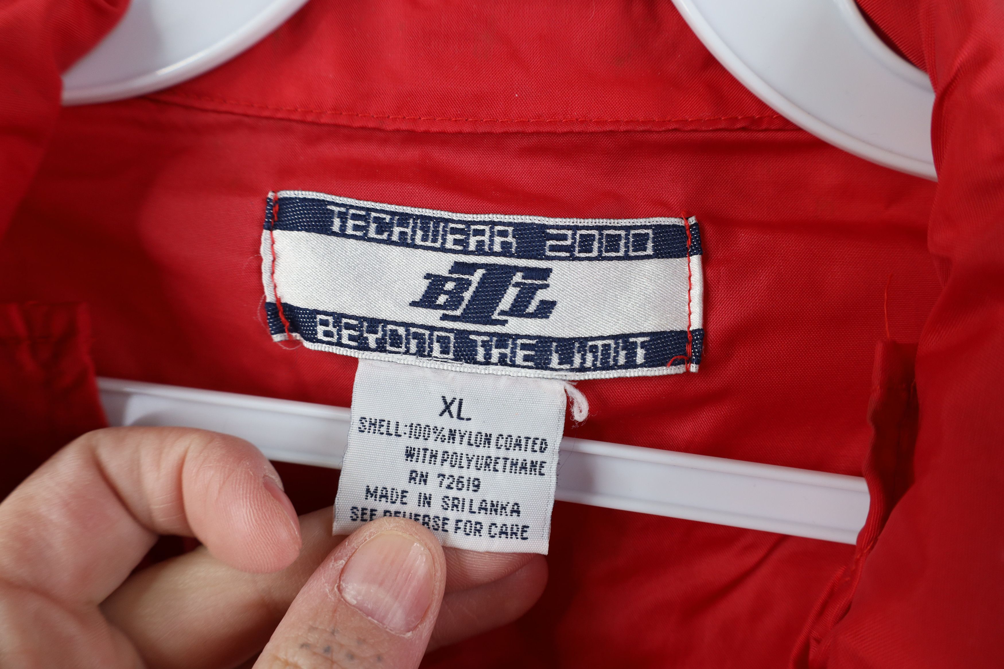 Vintage Vintage 90s Streetwear Anorak Windbreaker Jacket Red Size US XL / EU 56 / 4 - 11 Thumbnail