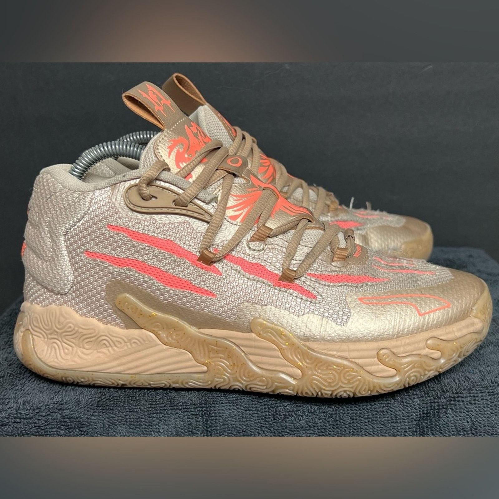 Puma Youth Puma LaMelo Ball MB.03 JR 'Chinese New Year(GS)' SZ 6 Size US 7.5 / IT 37.5 - 3 Thumbnail