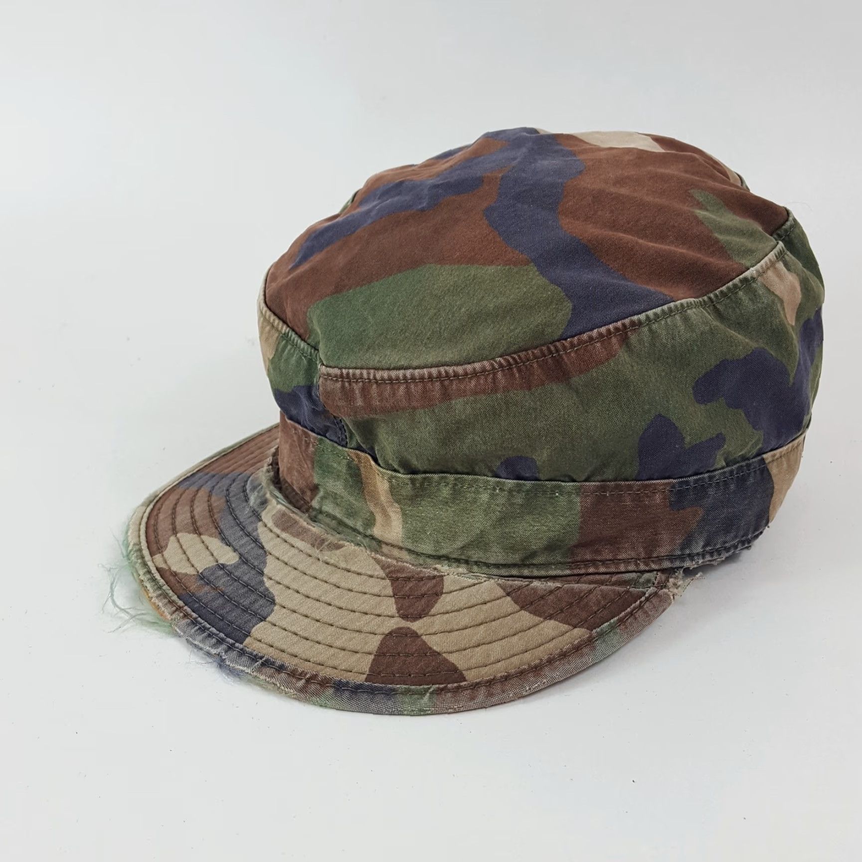 Vintage VINTAGE US Army Woodland Camo Army Cap Size 7 1/4 Military Hat BDU Distressed Green Retro Y2K Mens Size ONE SIZE - 3 Thumbnail