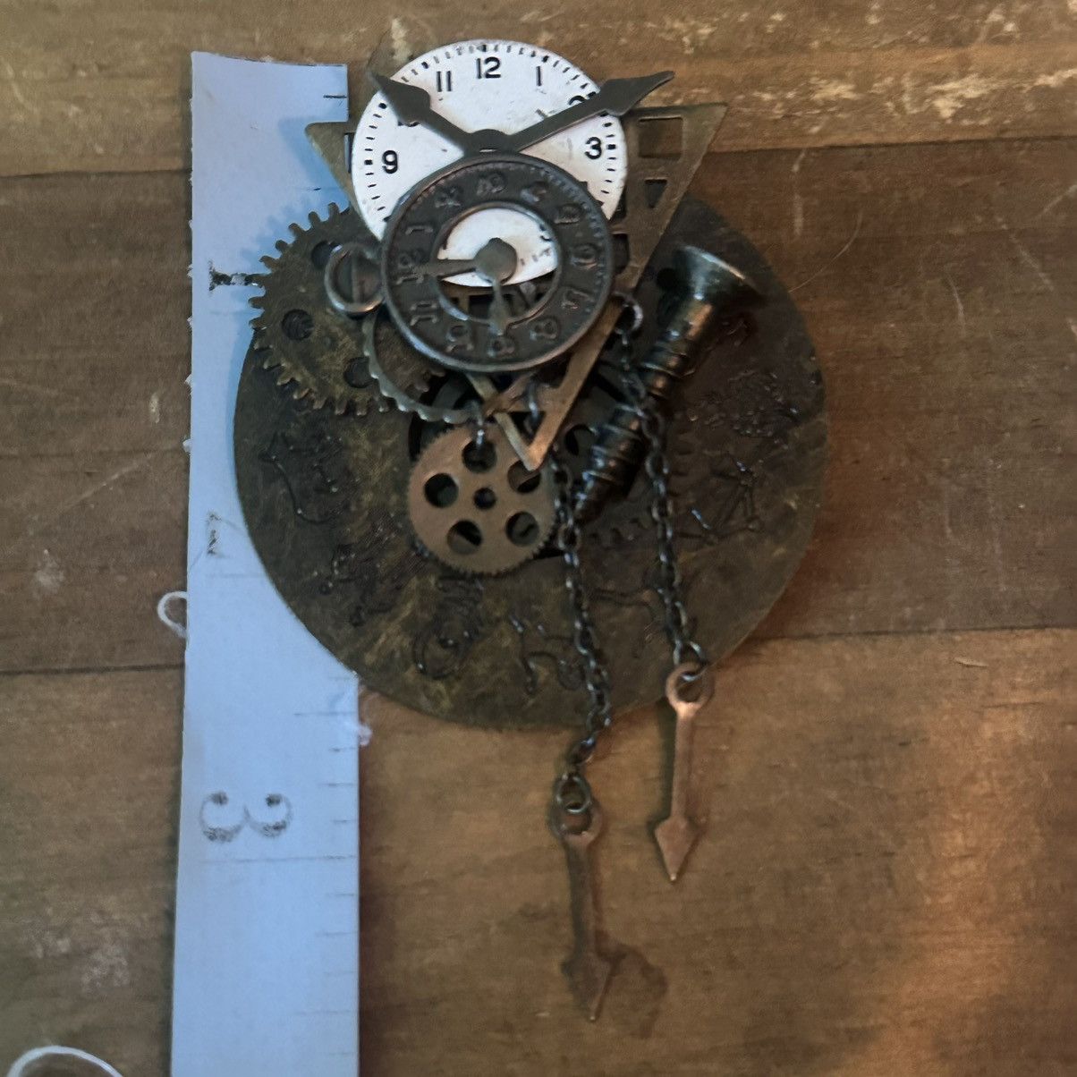 Vintage Vintage steampunk watch/clock parts brooch Size ONE SIZE - 2 Thumbnail