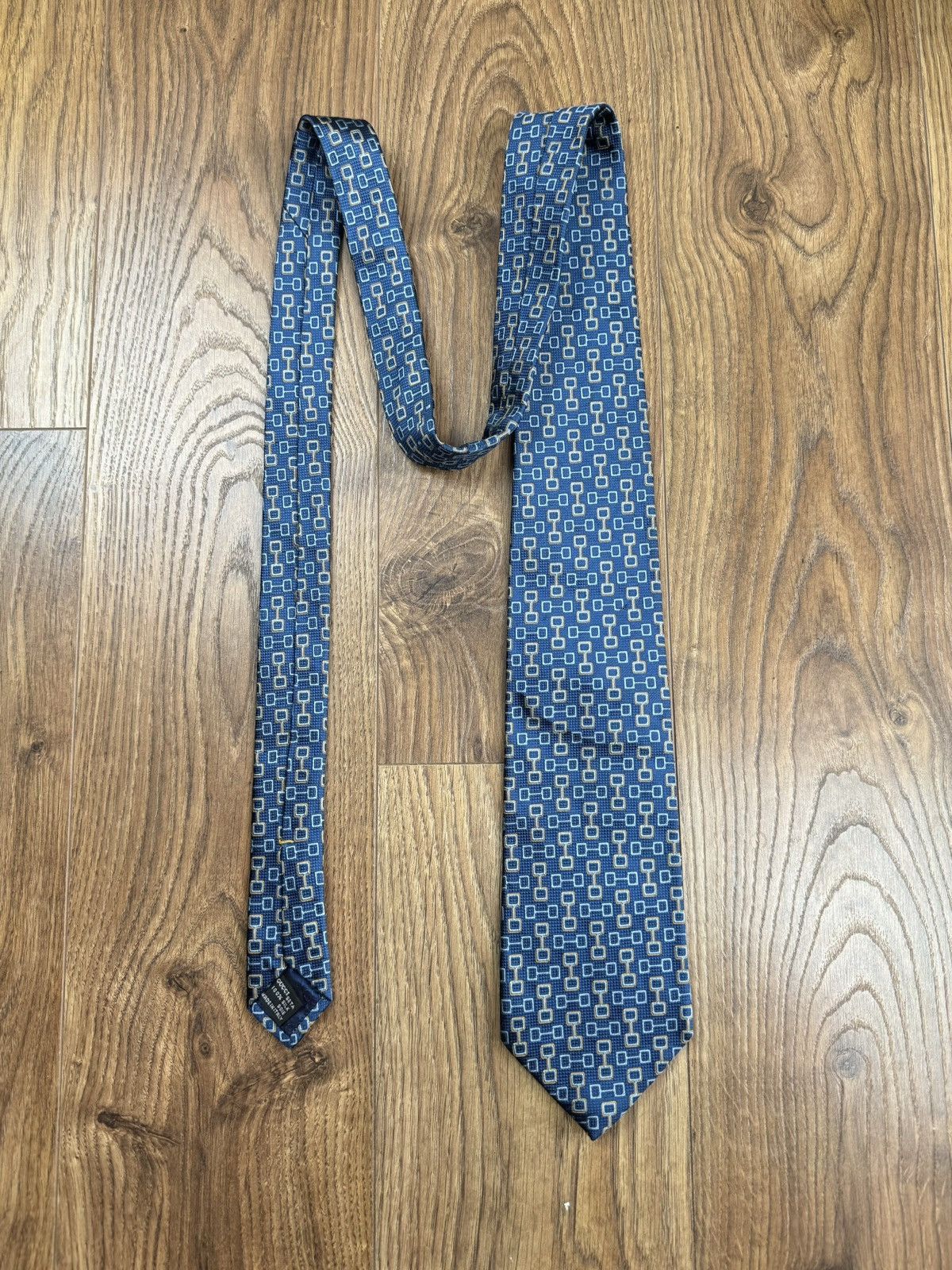 Gucci Rare silk cravat Gucci Italy original luxury casual item Size ONE SIZE - 2 Thumbnail