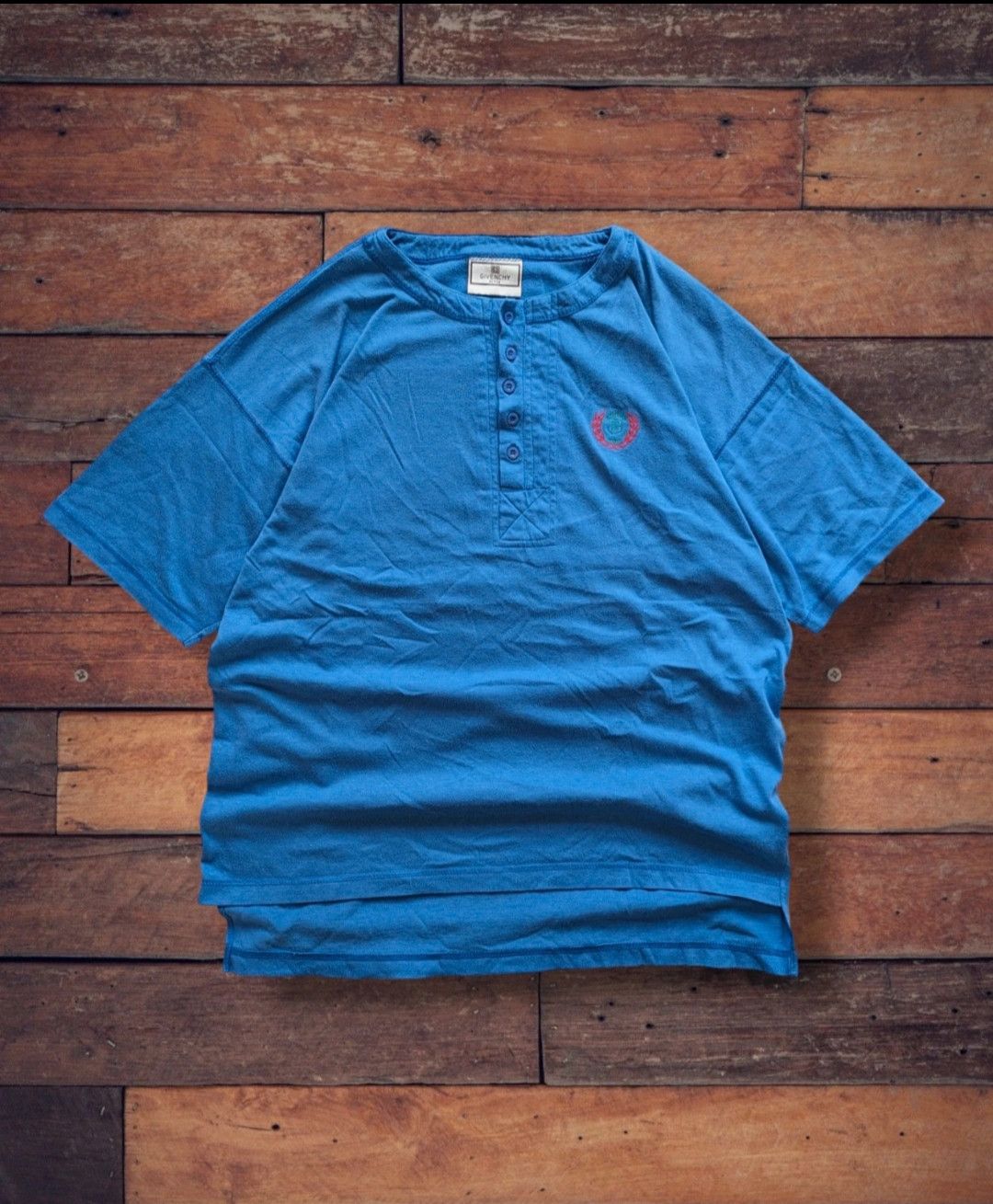 Givenchy Vintage 90s Givenchy Active Tshirt Size US L / EU 52-54 / 3 - 1 Thumbnail
