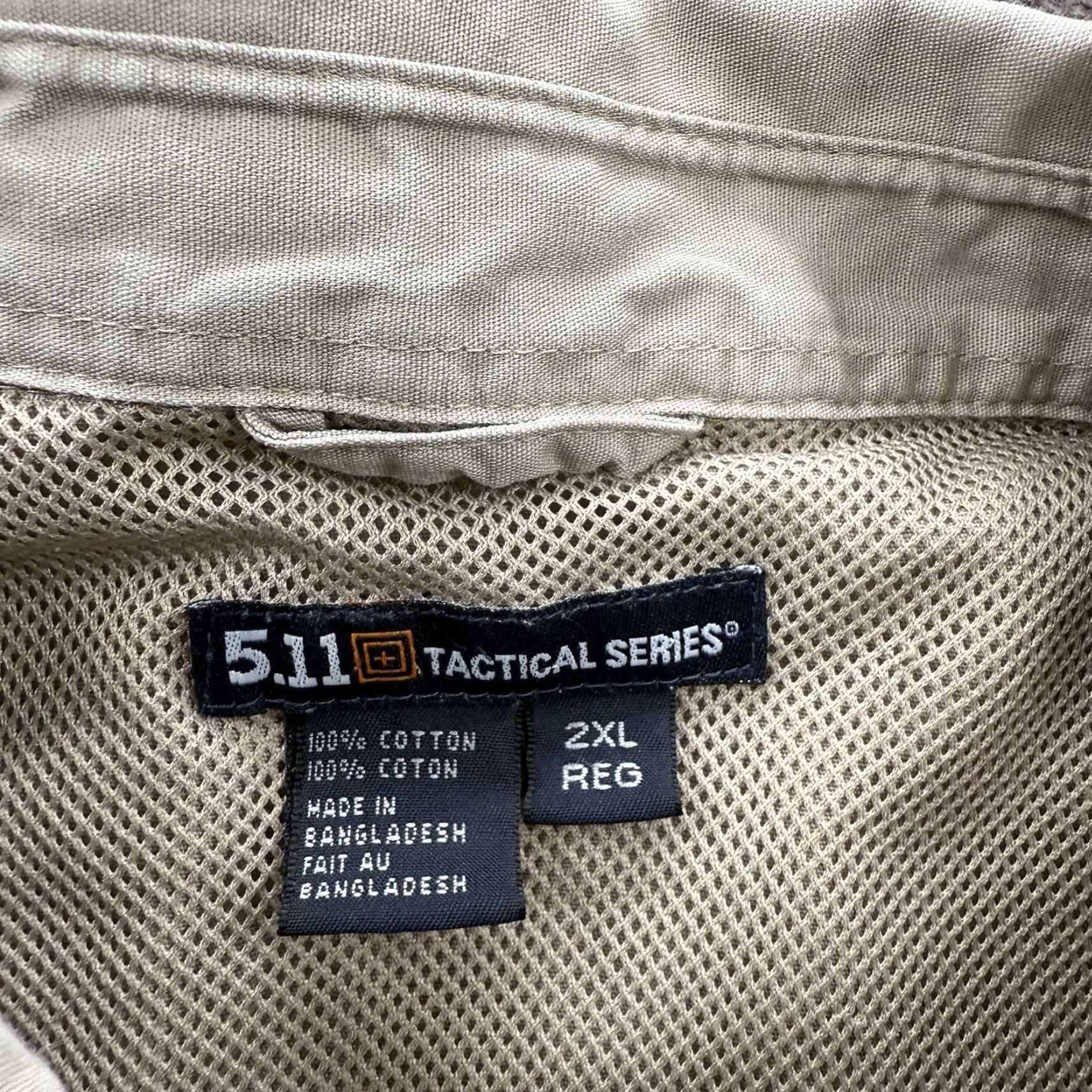 Vintage 5.11 Tactical Shirt Men 2XL Brown Cotton Short Sleeve Button-Up Workwear Outdoors Casual Size US XXL / EU 58 / 5 - 3 Thumbnail