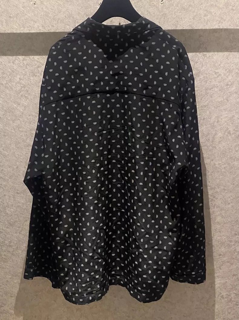 Balenciaga Balenciaga size 32 BB lock full logo mulberry silk shirt Size S / US 4 / IT 40 - 2 Thumbnail