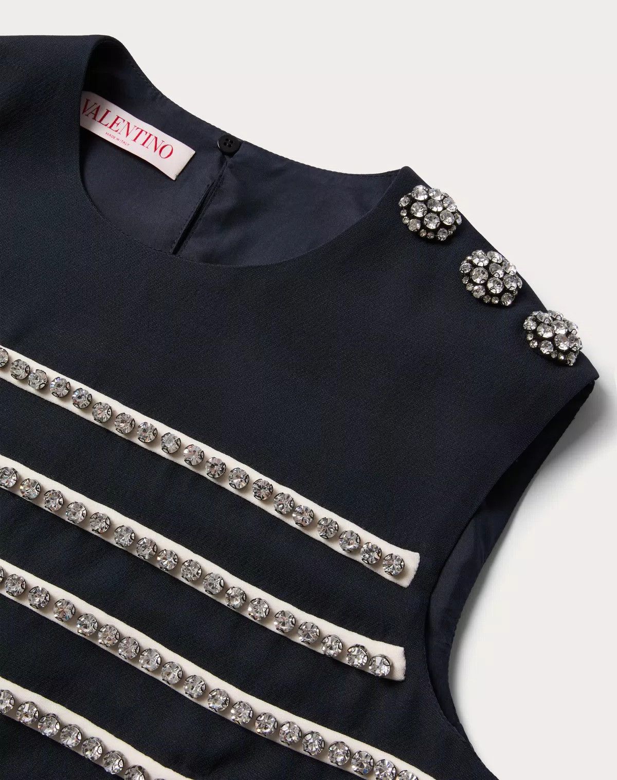 Valentino o1s1wg110426 Embroidered Crepe Couture Top in Ivory/Navy Size M / US 6-8 / IT 42-44 - 5 Thumbnail
