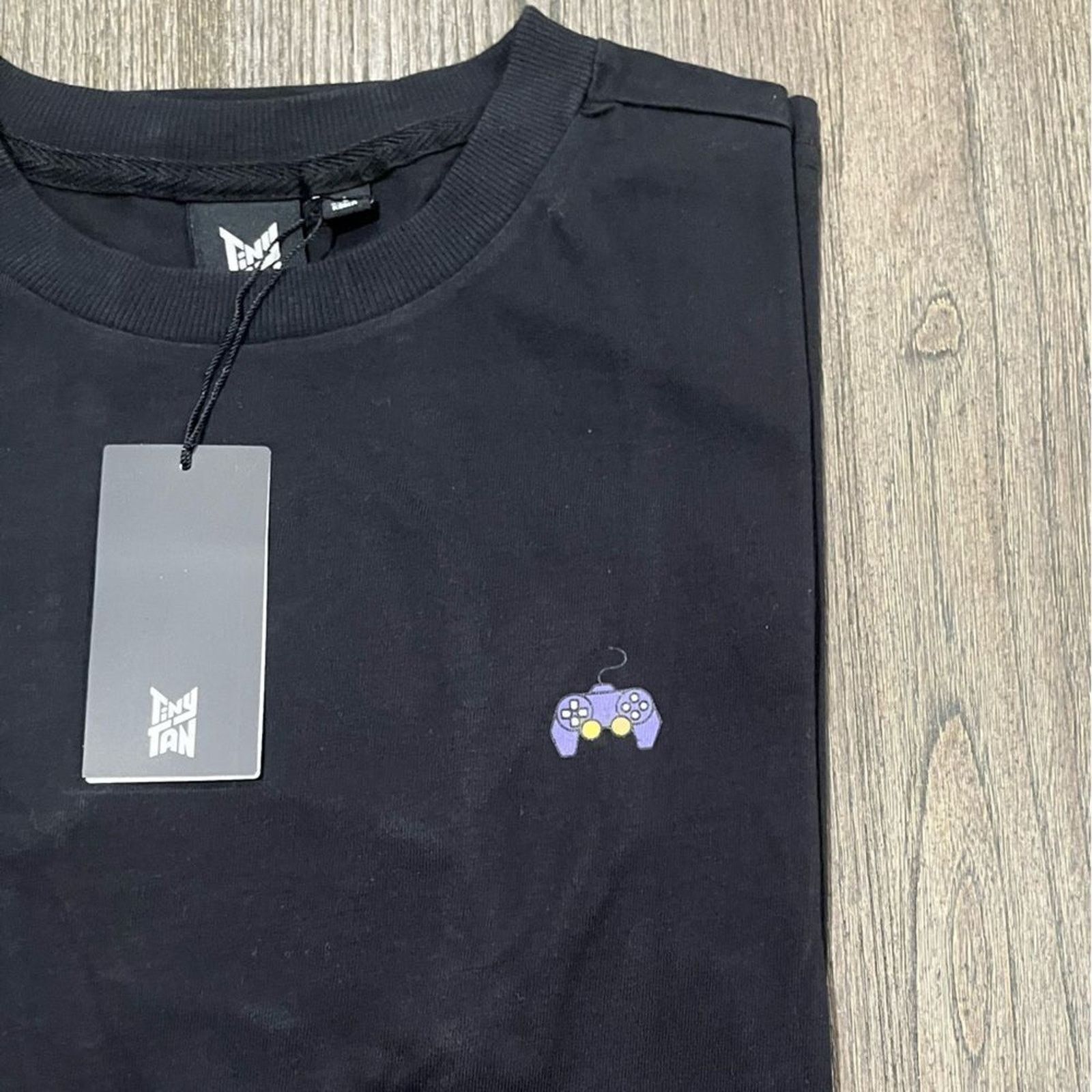 Vintage NWT BTS TinyTan Jin Character T-Shirt Black Size L Size US L / EU 52-54 / 3 - 5 Thumbnail