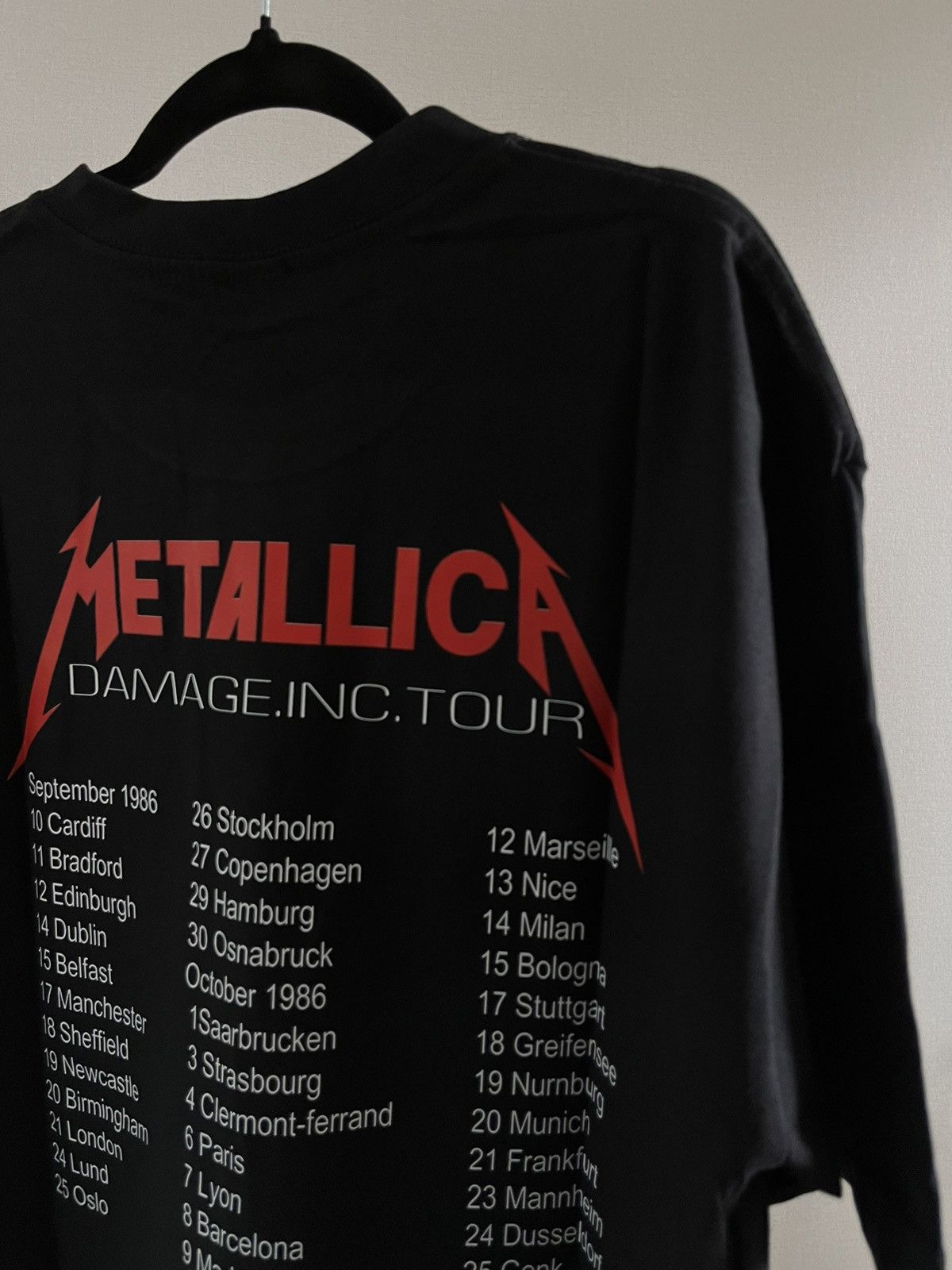 Metallica Metallica T-shirt/ black with red print Size US L / EU 52-54 / 3 - 3 Thumbnail