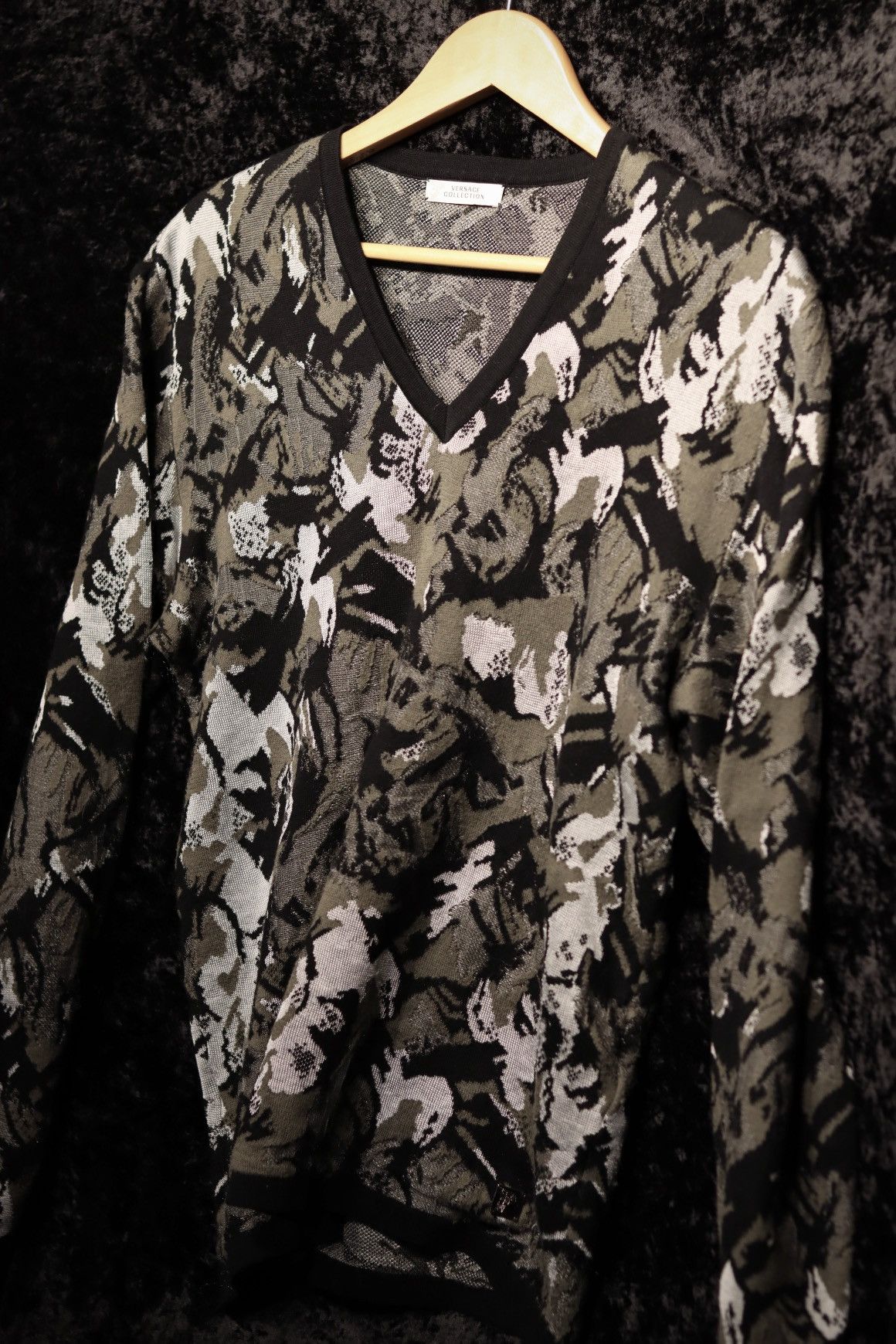 Versace × Versace Jeans Couture Versace V-Neck Sweater Size US L / EU 52-54 / 3 - 6 Thumbnail