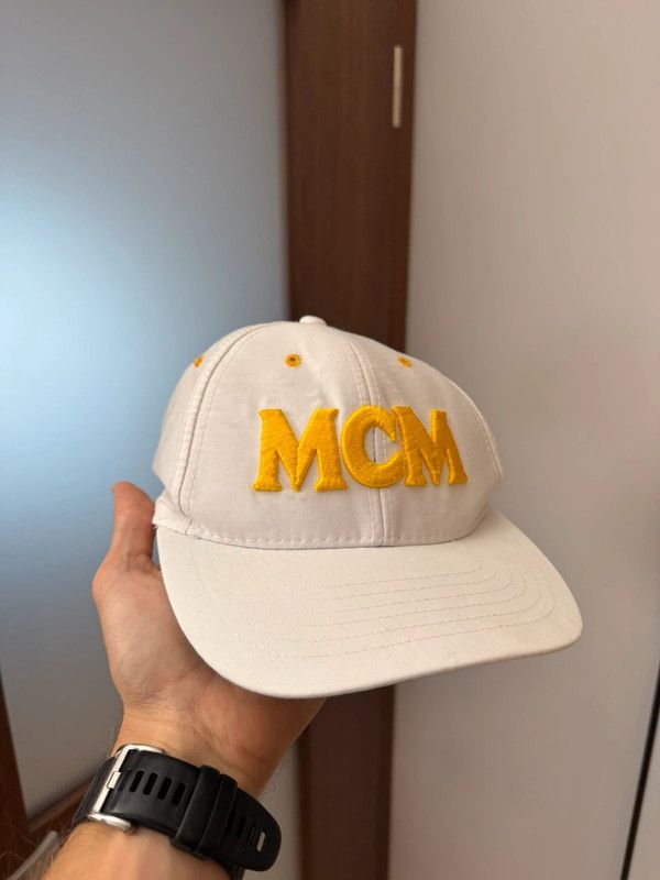 MCM × Vintage Vintage MCM Spellout Logo White Cap Size ONE SIZE - 1 Thumbnail