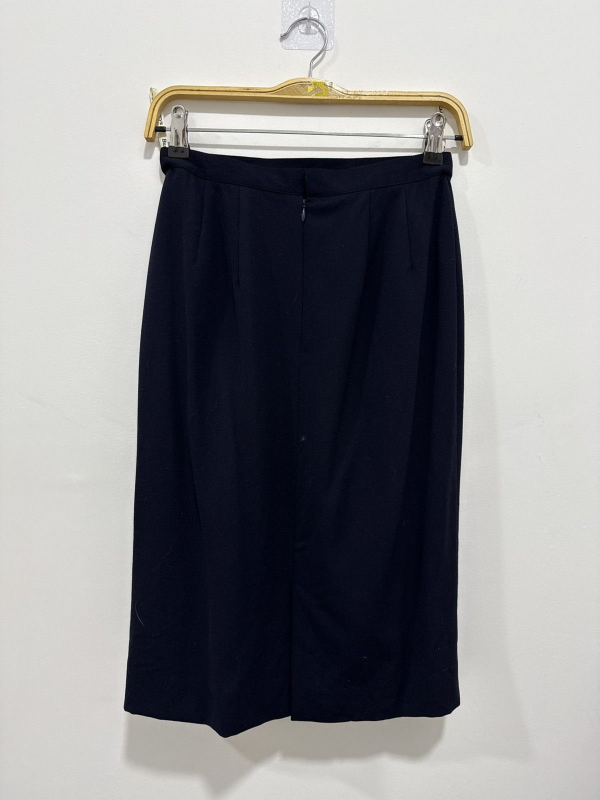 Burberry Vintage Burberrys Plain Skirt Size 26" / US 2 / IT 38 - 2 Thumbnail