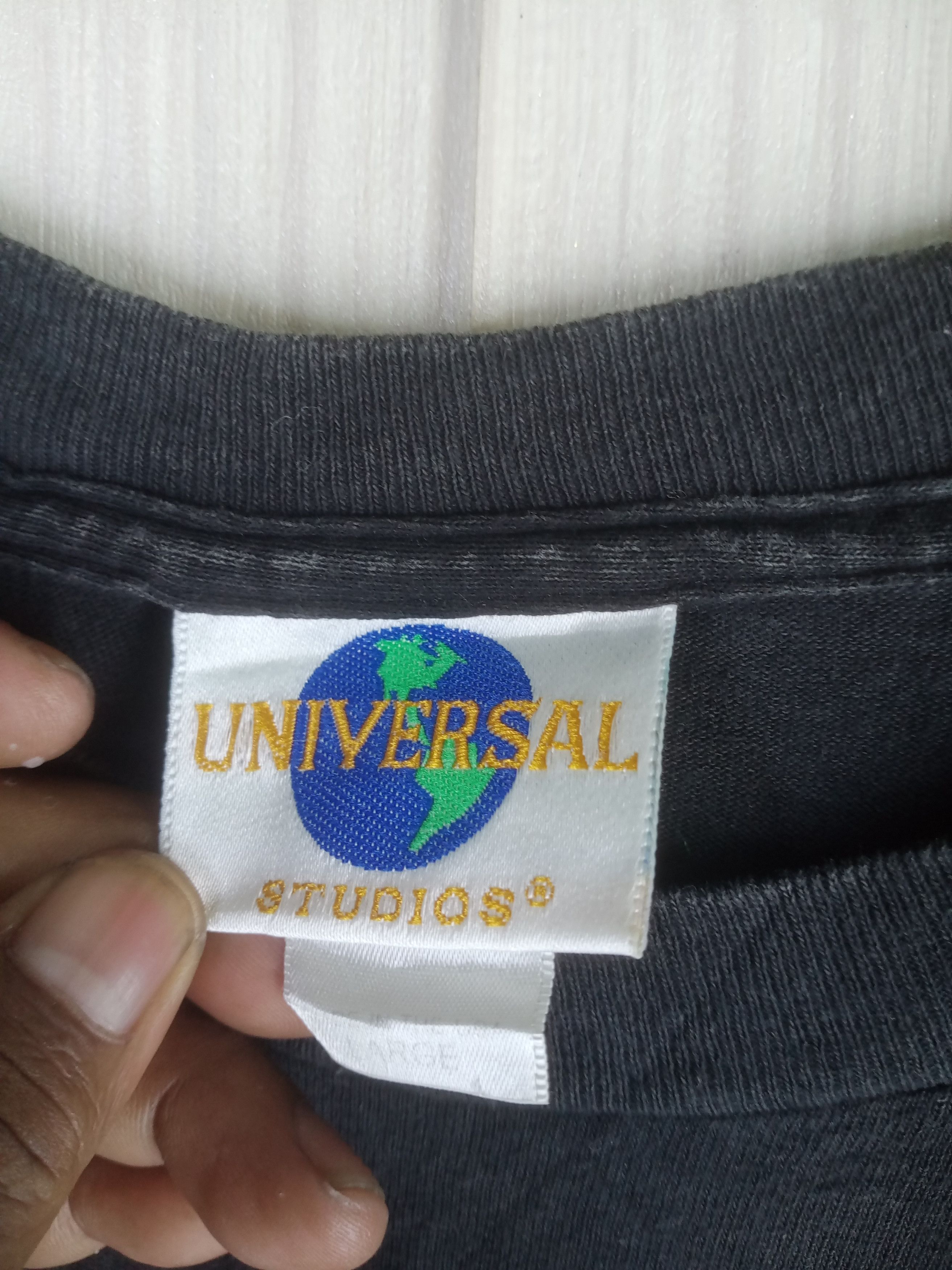 Expert Horror Vintage 1998 Halloween Horror Nights Universal Studio Tee Size US L / EU 52-54 / 3 - 7 Thumbnail