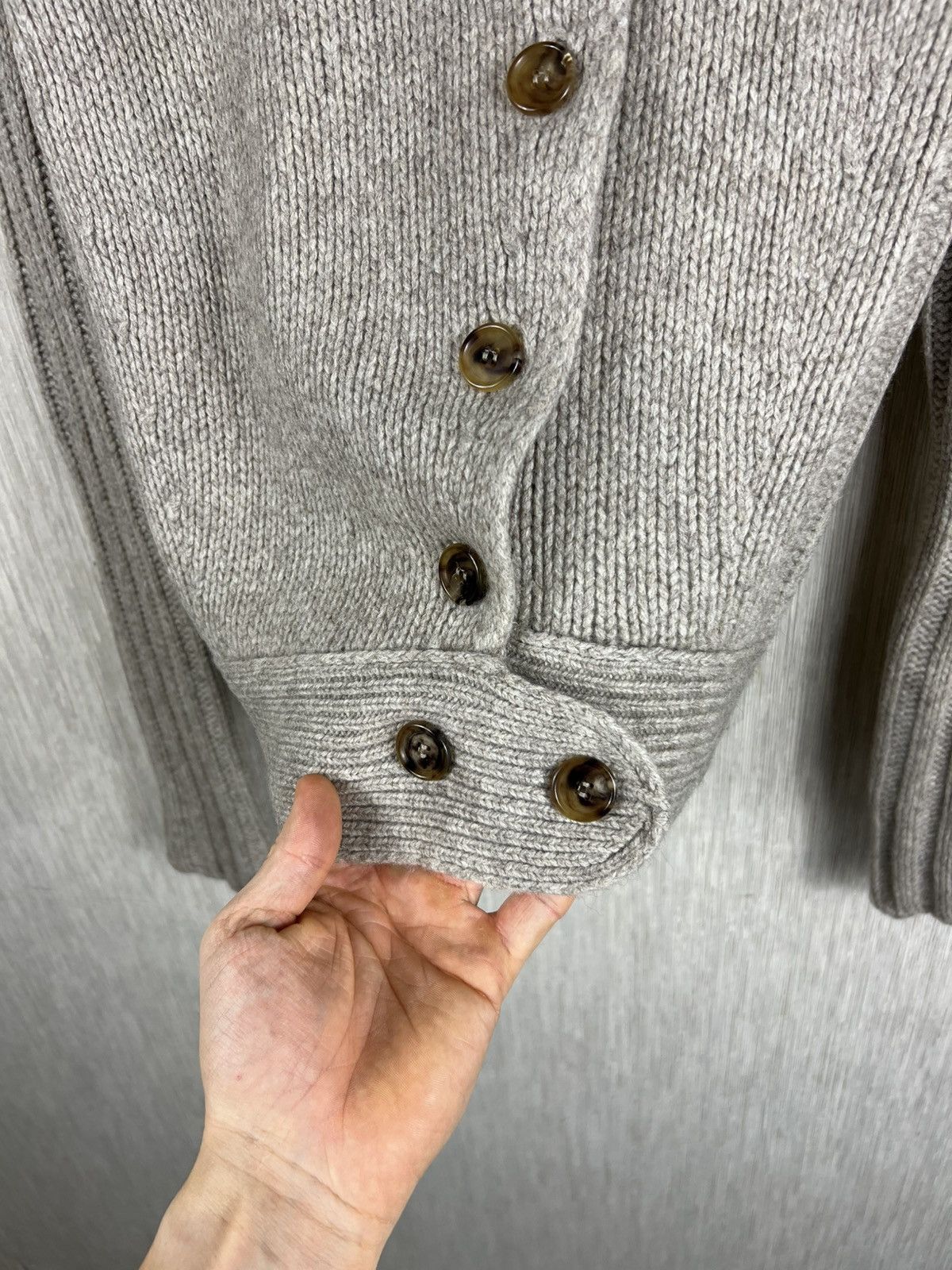 Max Mara S Max Mara wool yak knitted cardigan sweater button up Size S / US 4 / IT 40 - 12 Thumbnail