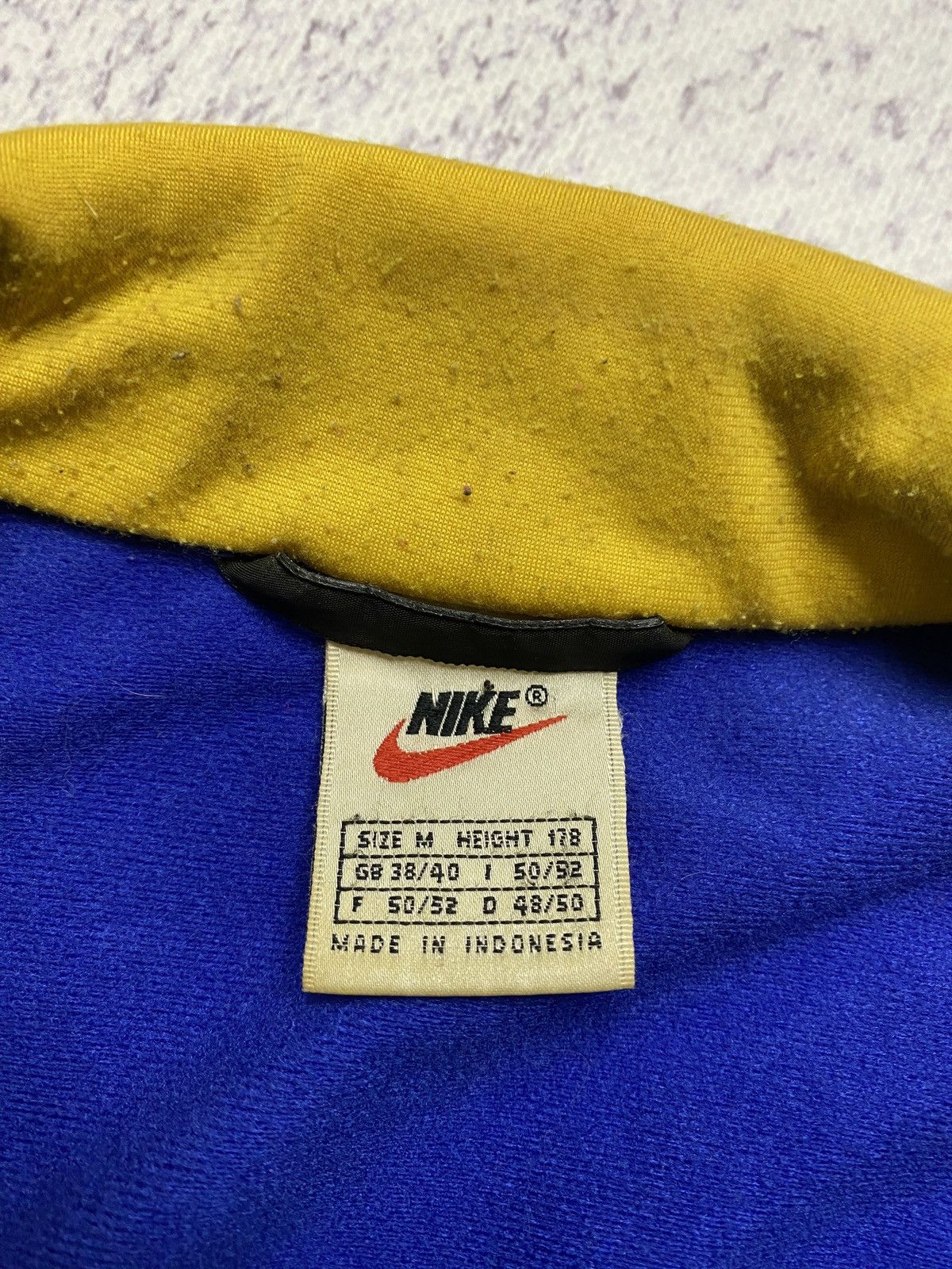 Nike × Vintage Vintage Nike Track Jacket Swoosh Embroidered Logo Y2K 90’s Size US M / EU 48-50 / 2 - 14 Thumbnail