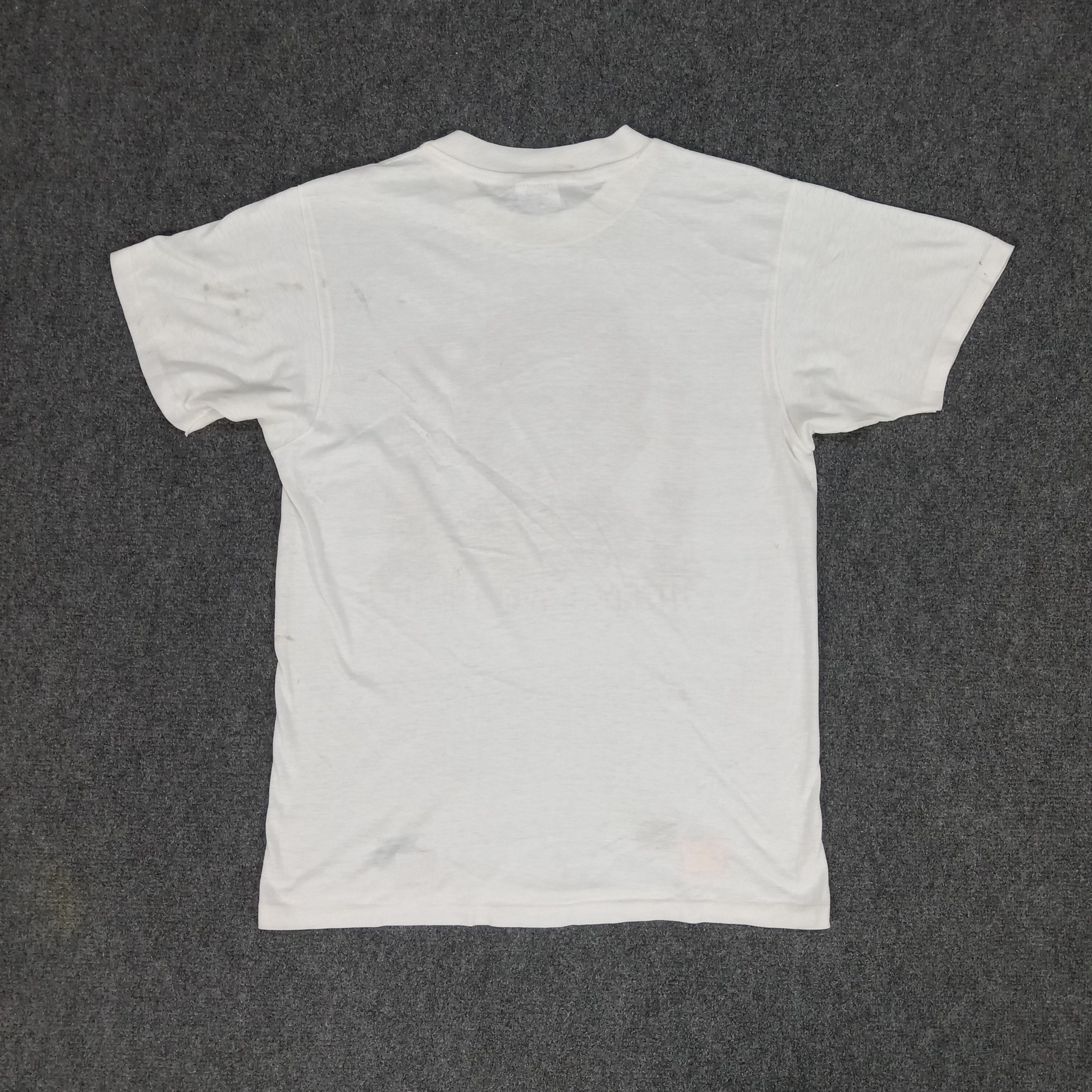 Vintage Vintage 90's Mindy Lover Poppie American Movie Tshirt Size US S / EU 44-46 / 1 - 6 Thumbnail