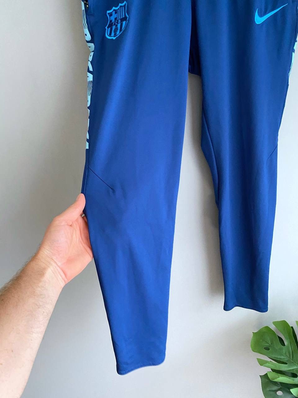 Nike FC Barcelona Men's Training Soccer Pant, Size M, 894357-423 Size US 32 / EU 48 - 6 Thumbnail