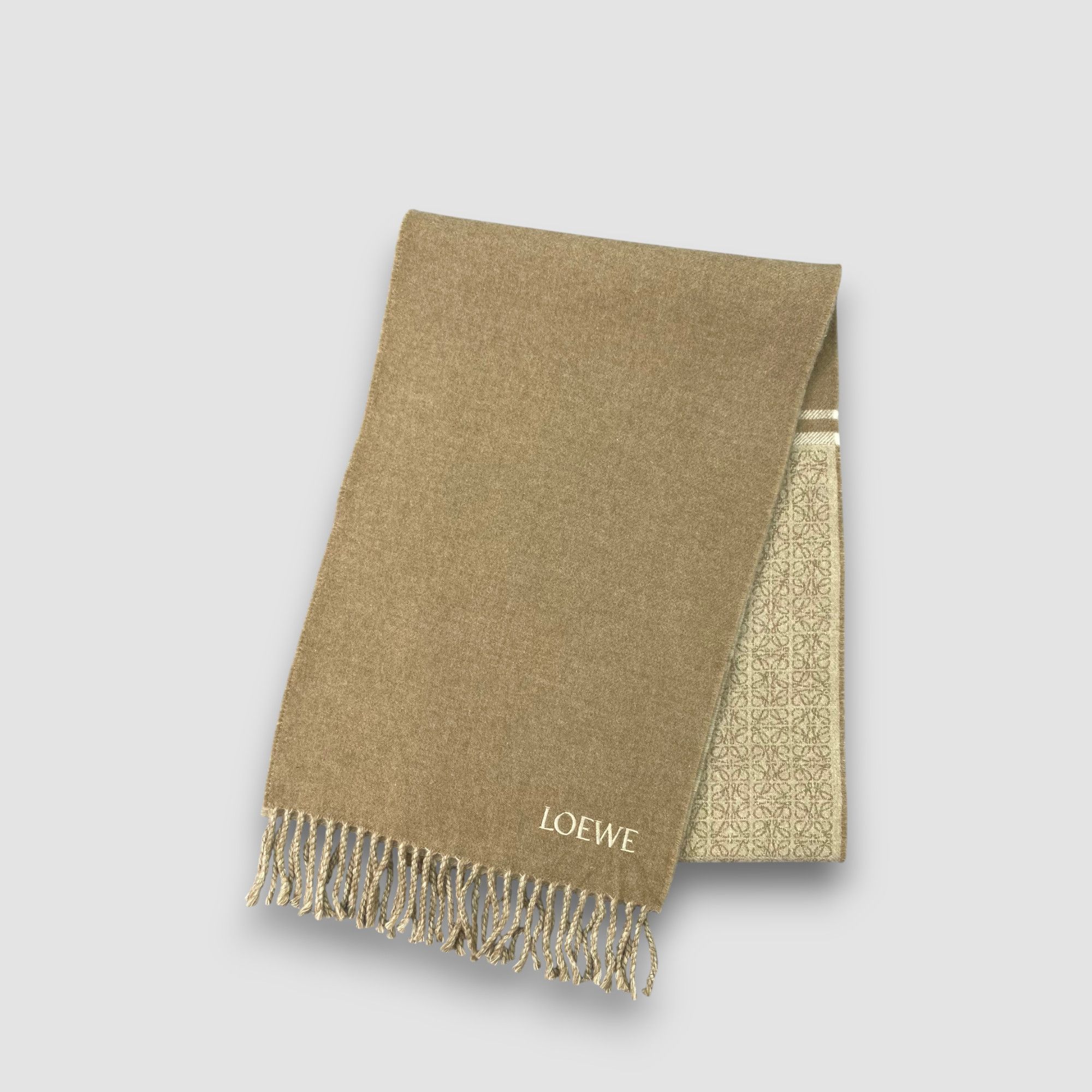 Loewe Vintage Loewe Scarf Muffler Wool Winter Fringe Neck Scarves Size ONE SIZE - 3 Thumbnail