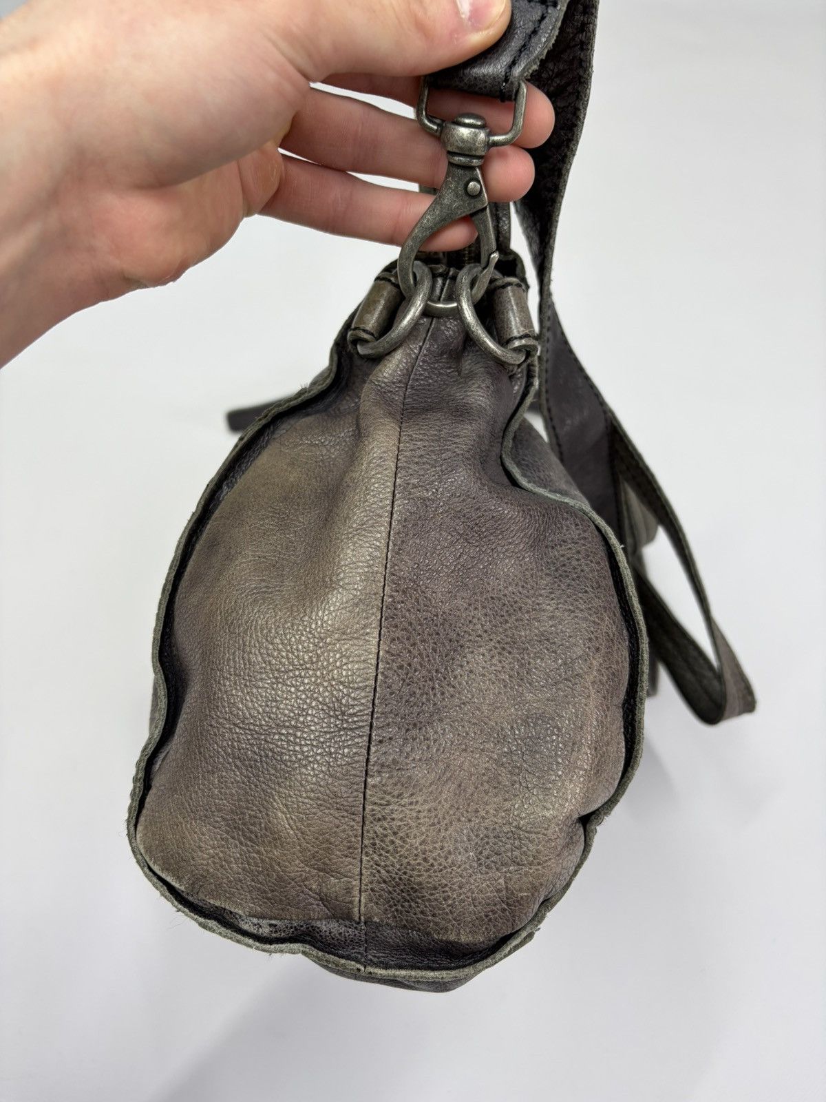 KMRii Oversized Artisan Gray Leather Shoulder Bag Rick Owens Vibe Size ONE SIZE - 3 Thumbnail
