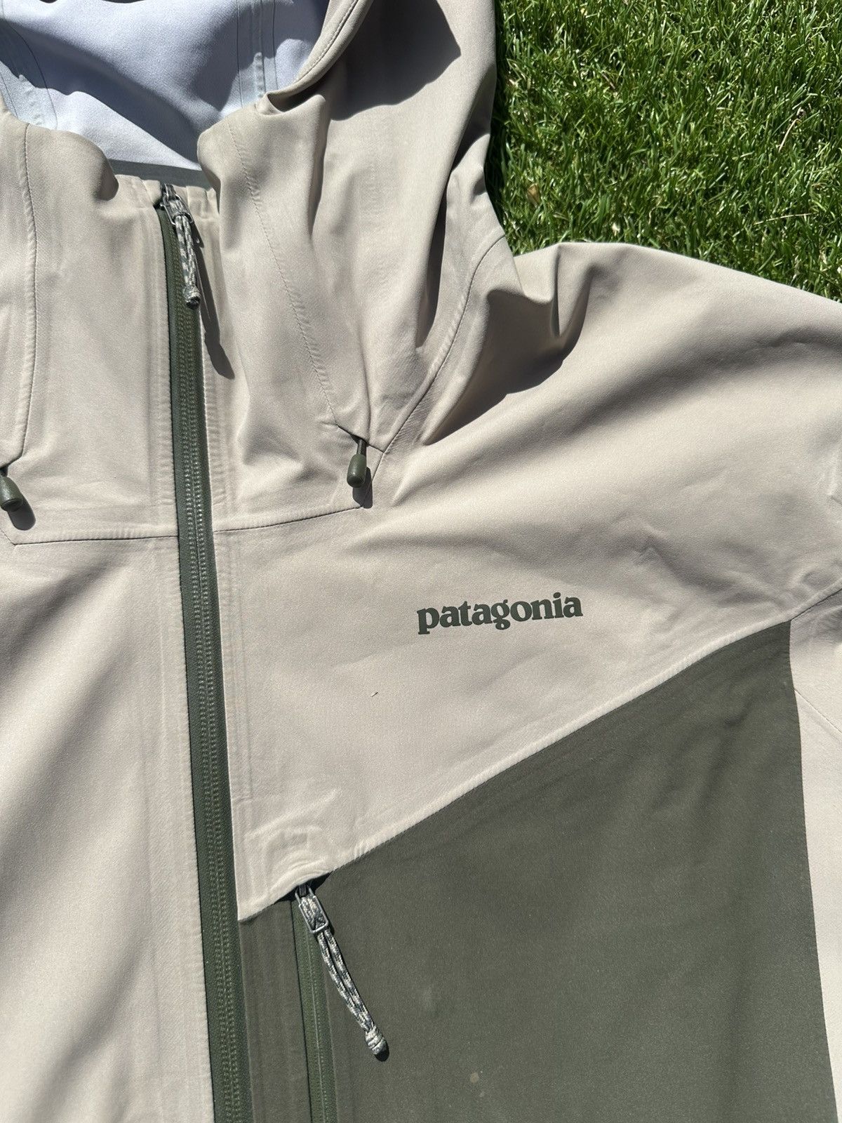 Patagonia Patagonia H2No Technical Shell Jacket – Size L Size US M / EU 48-50 / 2 - 3 Thumbnail